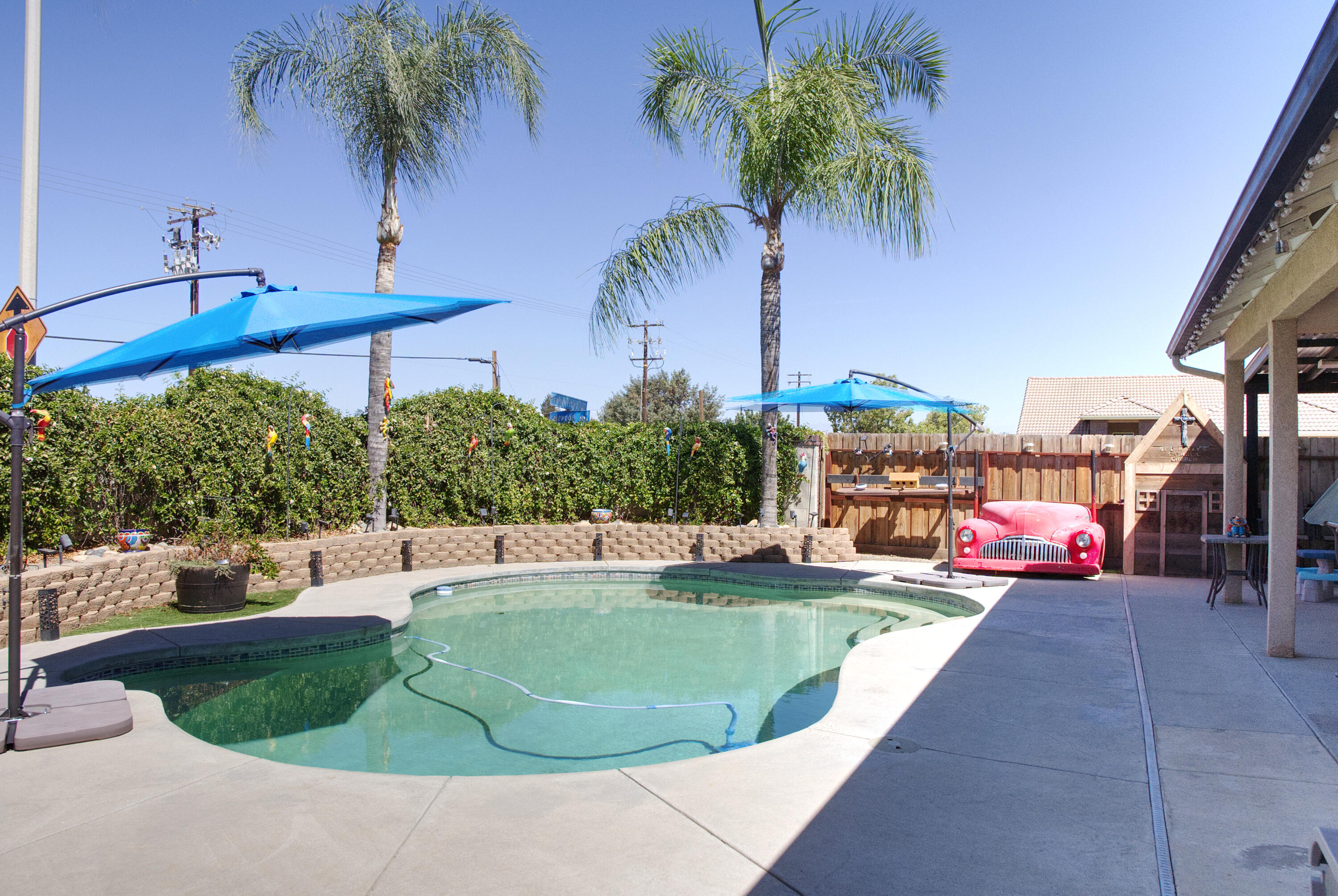 1400 Crater Lake, Tulare, CA 93274