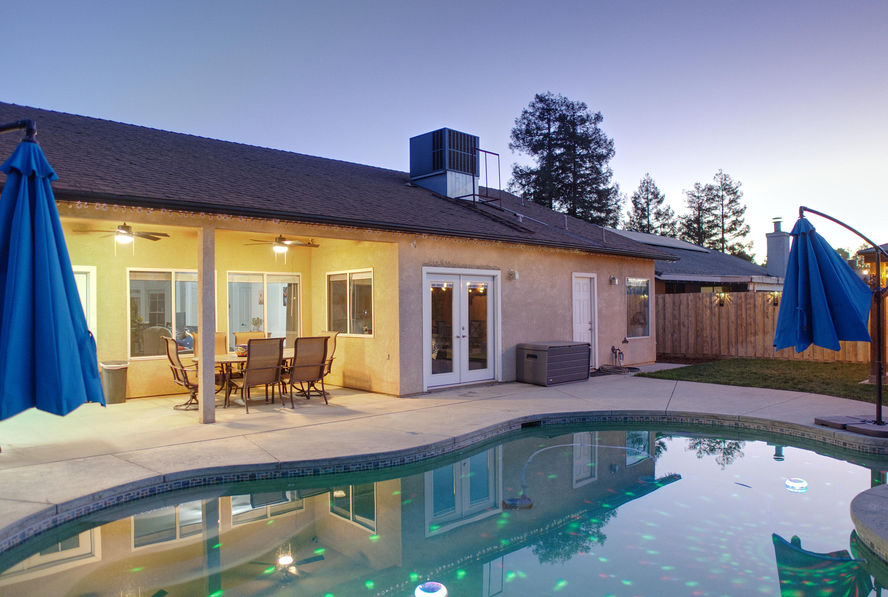 1400 Crater Lake, Tulare, CA 93274