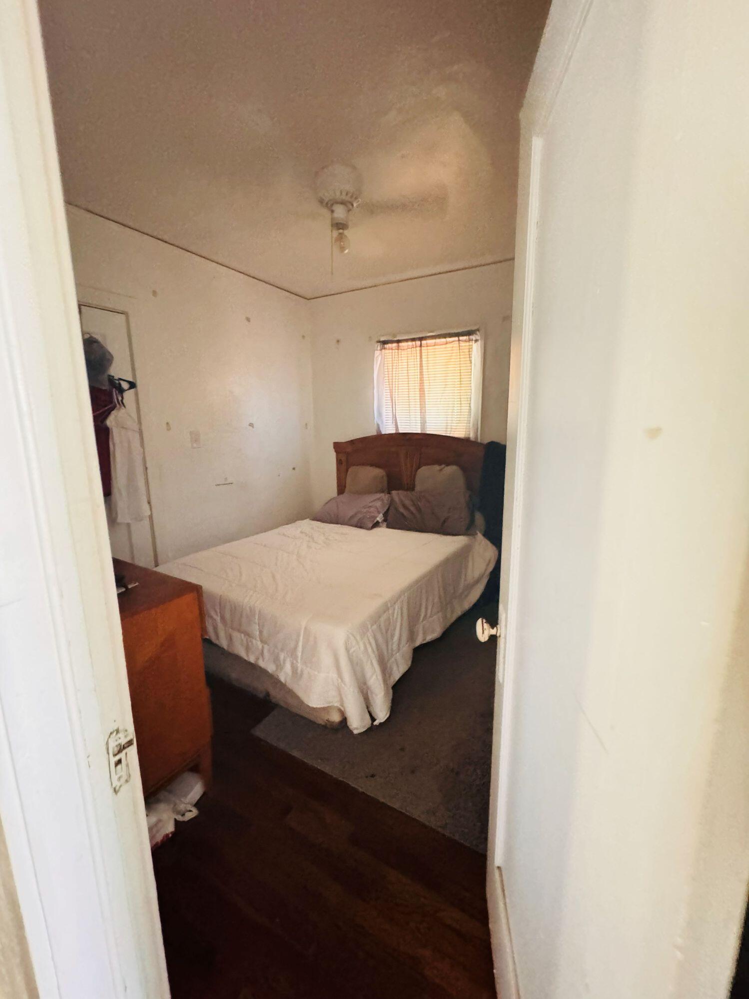 232 E Sweet Ave, Visalia, CA 93291