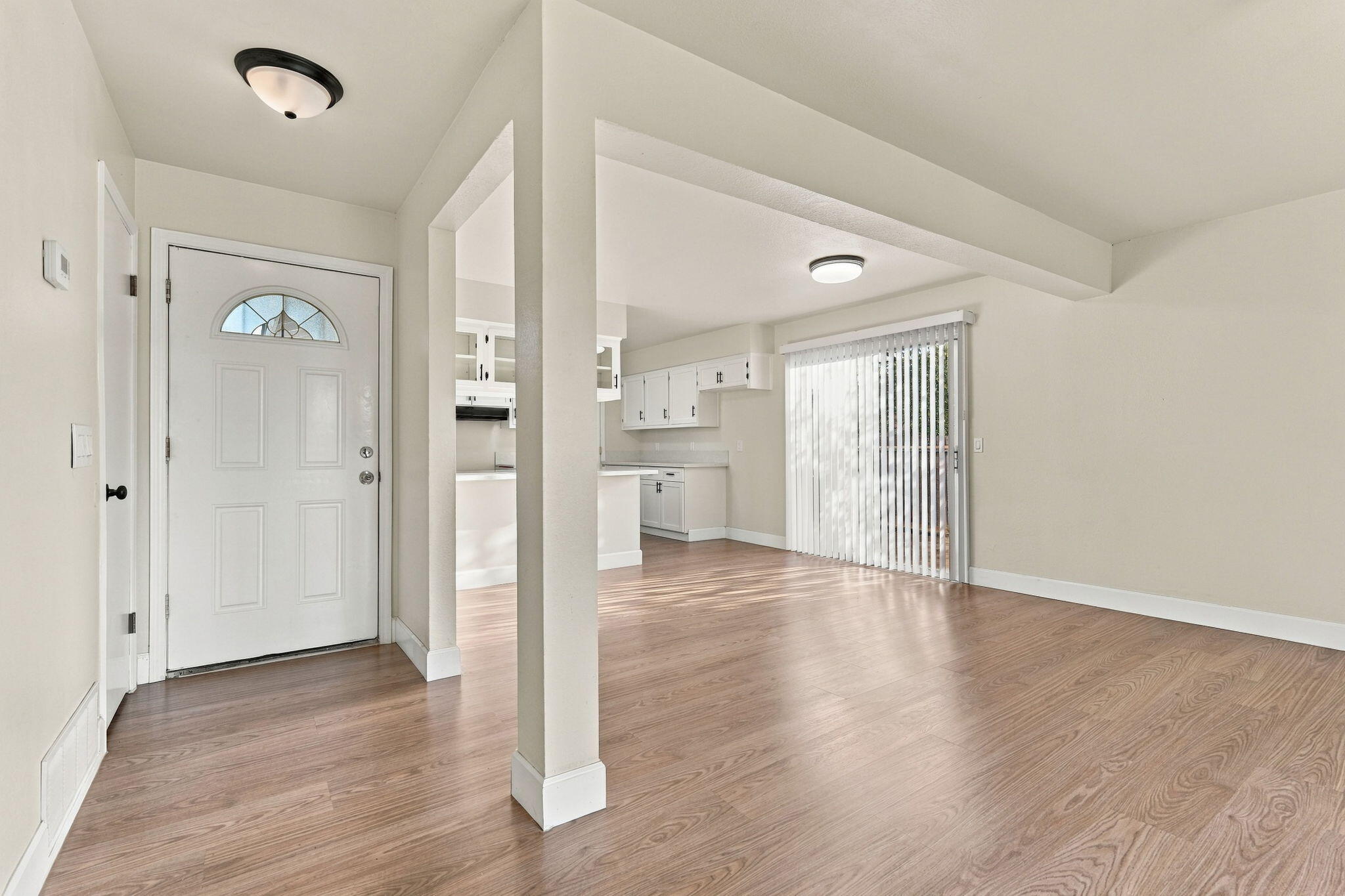 1878 E Park Way, Dinuba, CA 93618