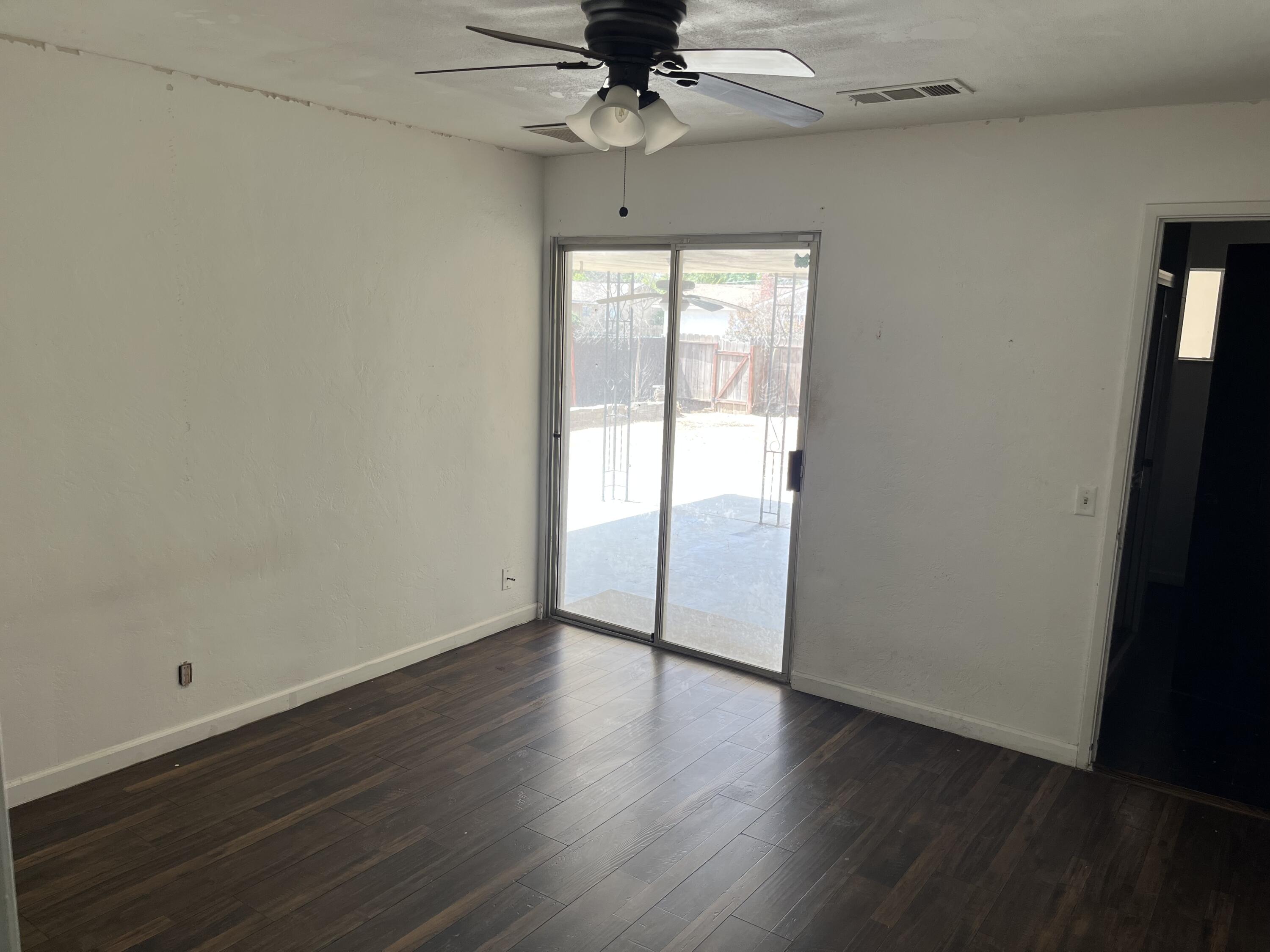 1517 S Klein Ave, Reedley, CA 93654