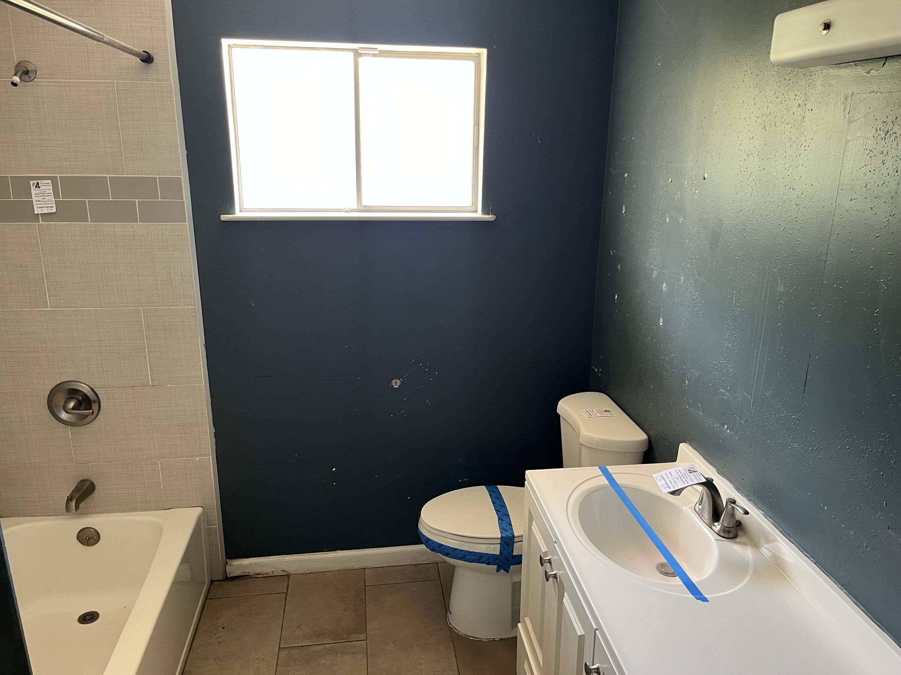 1517 S Klein Ave, Reedley, CA 93654