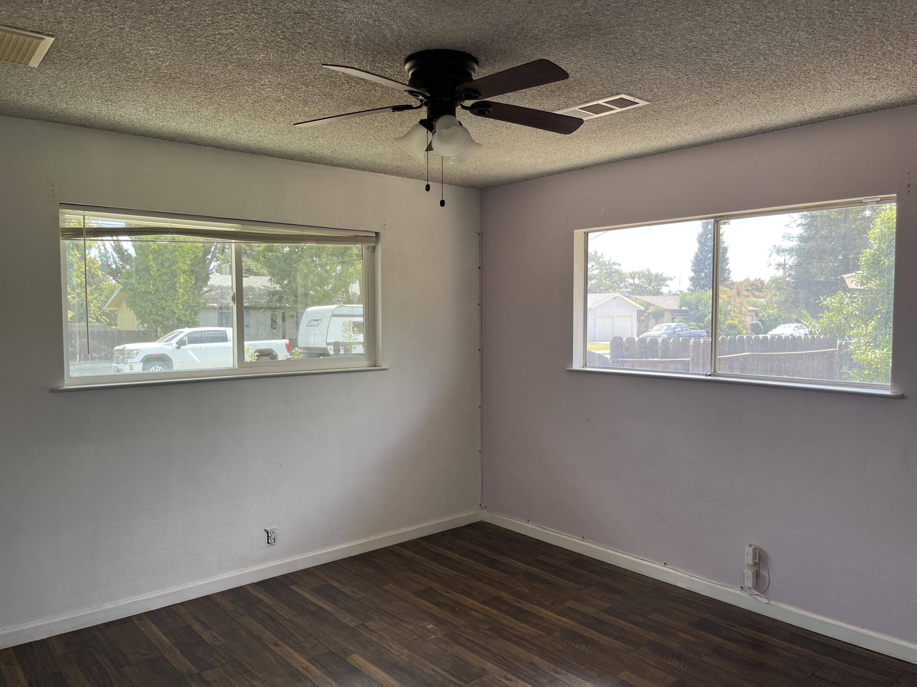 1517 S Klein Ave, Reedley, CA 93654