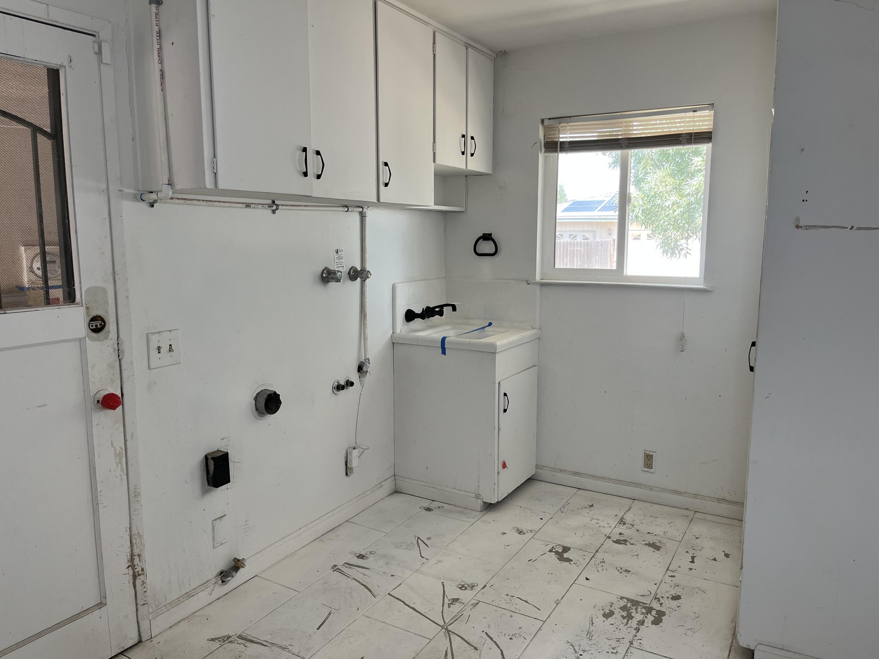 1517 S Klein Ave, Reedley, CA 93654