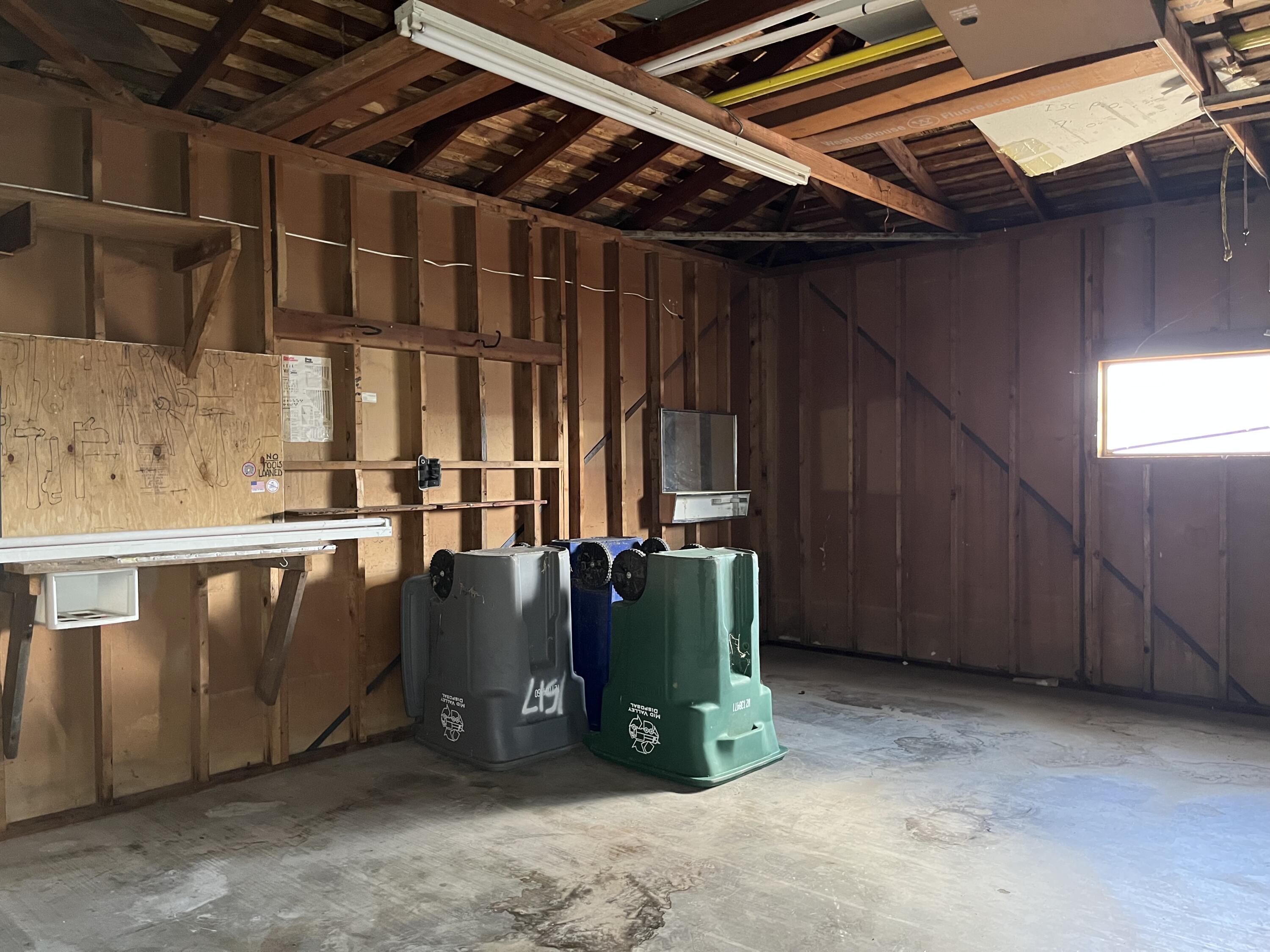 1517 S Klein Ave, Reedley, CA 93654