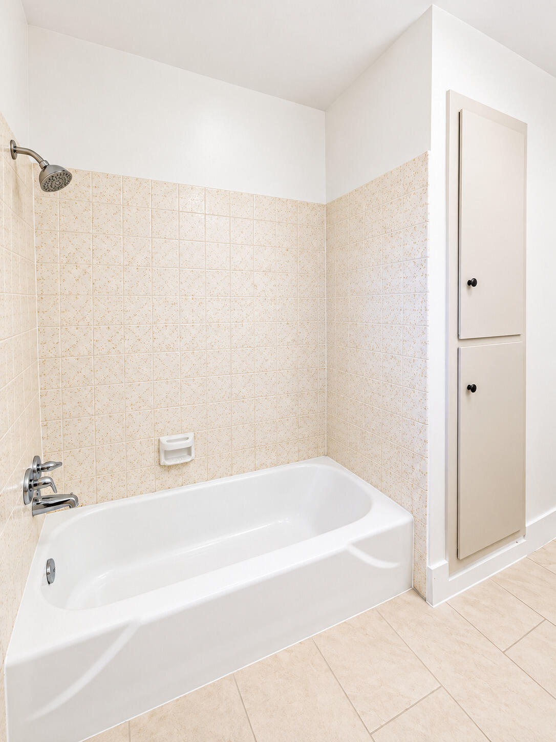 522 Garfield Ave, Taft, CA 93268