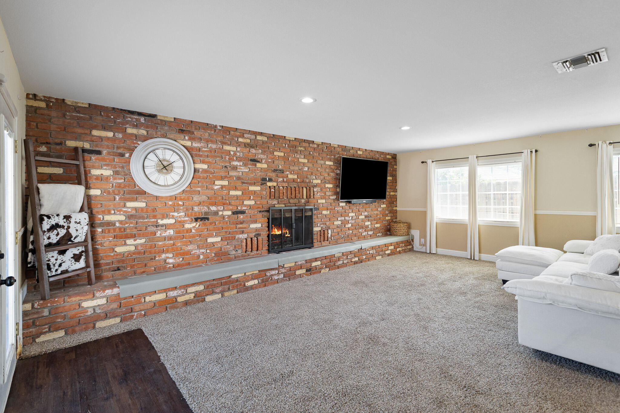 503 Ray St, Bakersfield, CA 93308