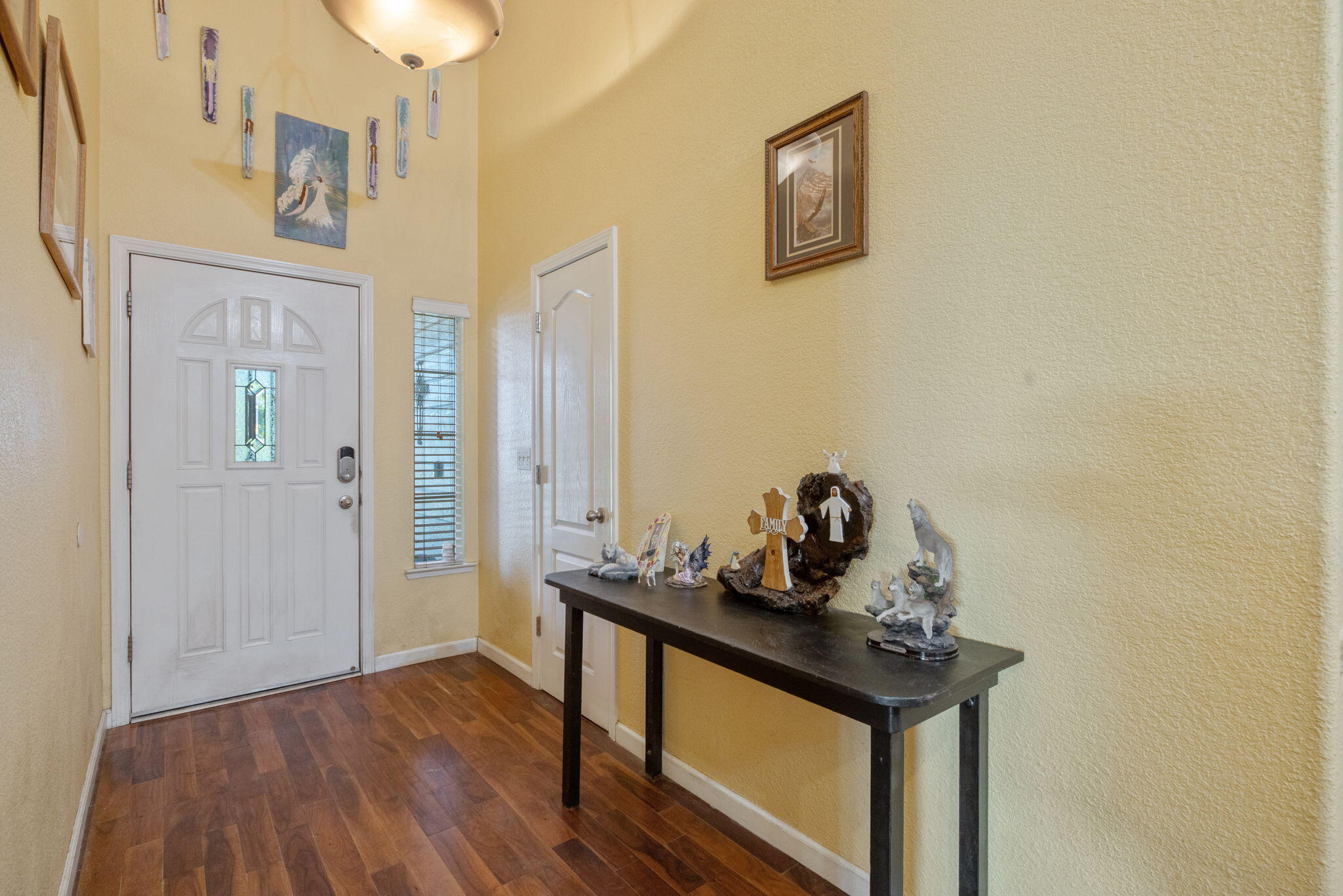 5045 W Modoc Ave, Visalia, CA 93291