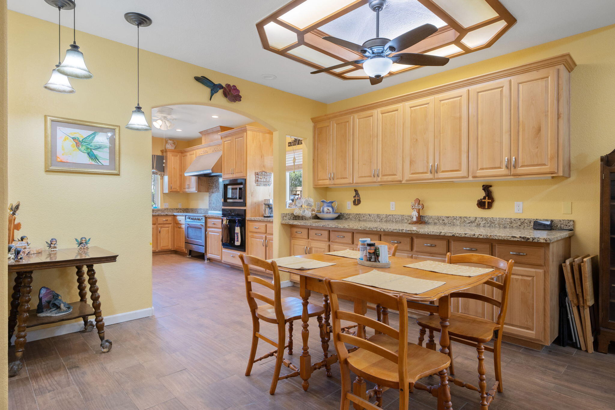 5045 W Modoc Ave, Visalia, CA 93291