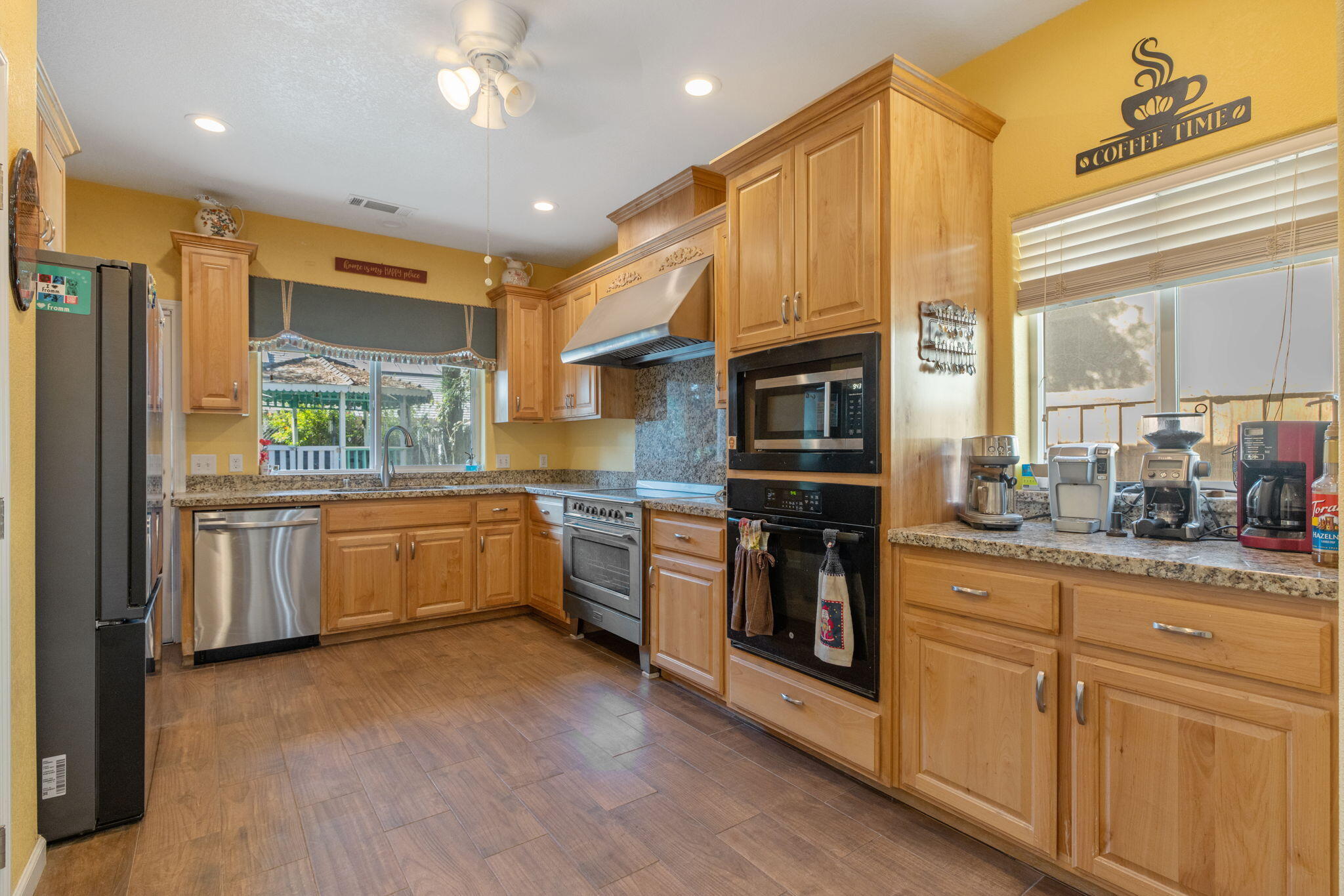 5045 W Modoc Ave, Visalia, CA 93291