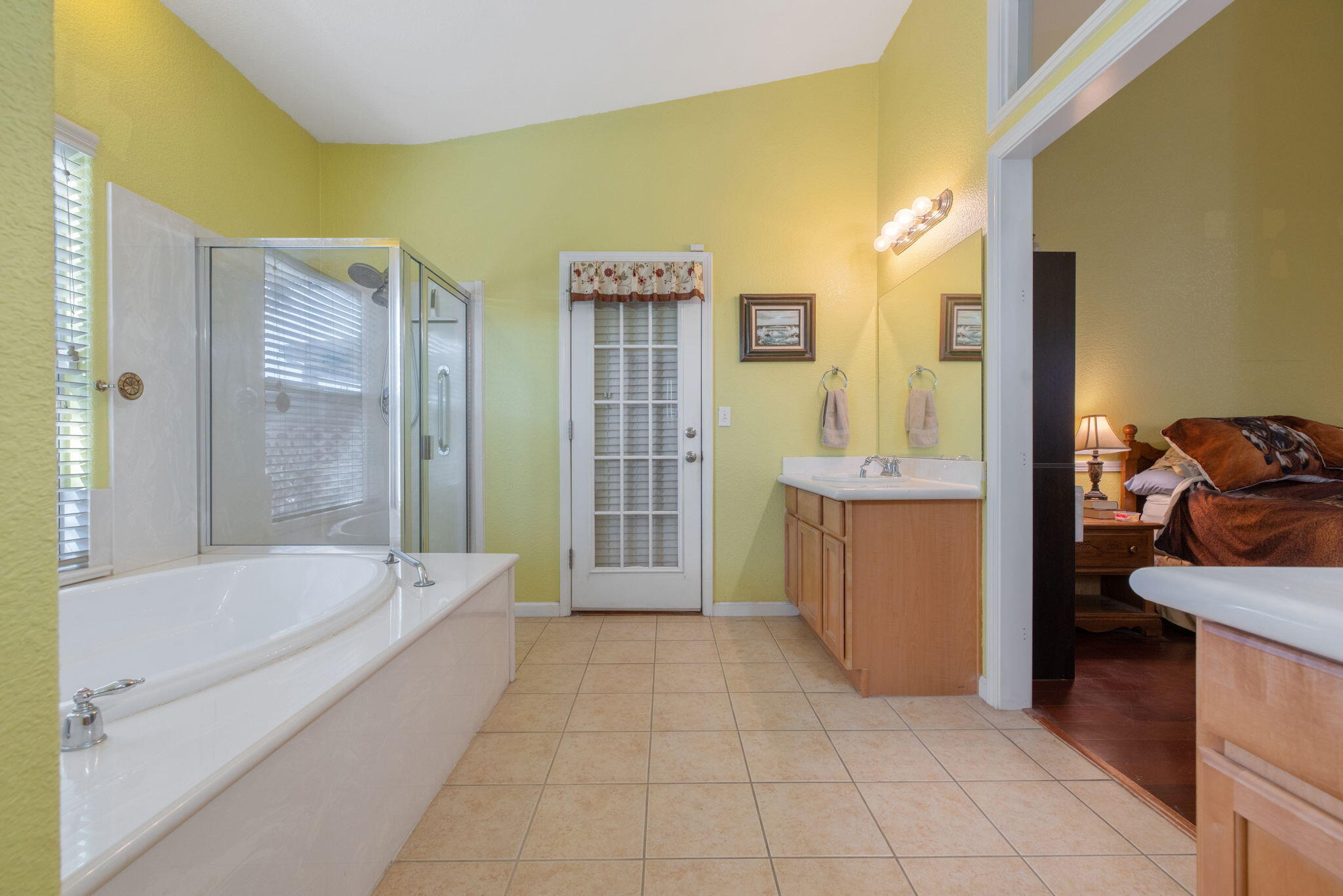 5045 W Modoc Ave, Visalia, CA 93291