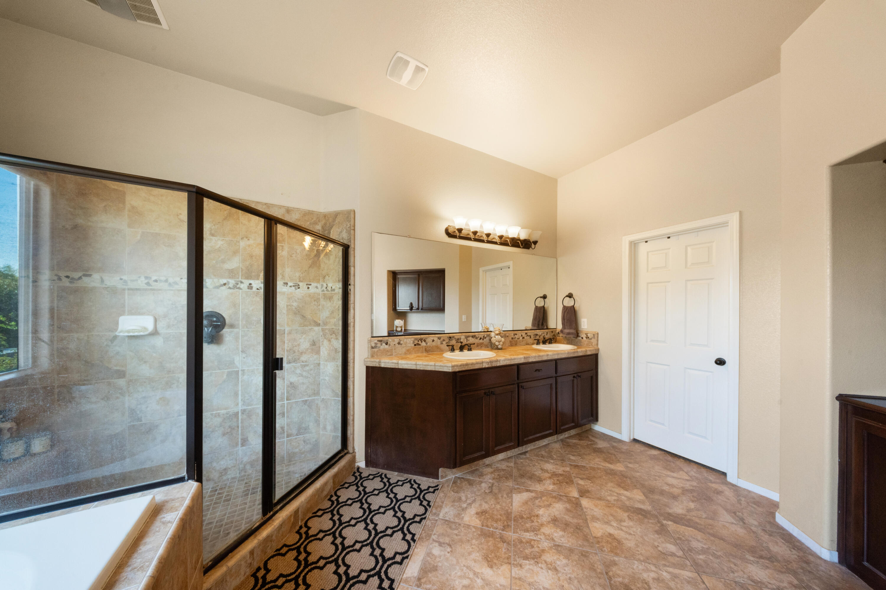 17583 Doran Dr, Springville, CA 93265