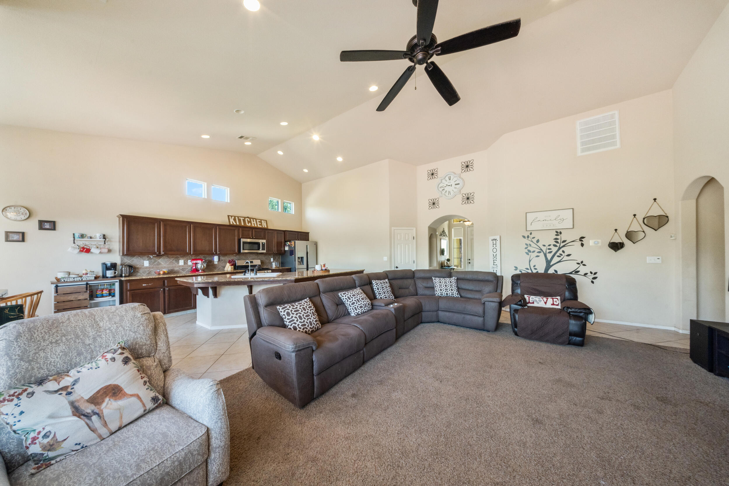 17583 Doran Dr, Springville, CA 93265