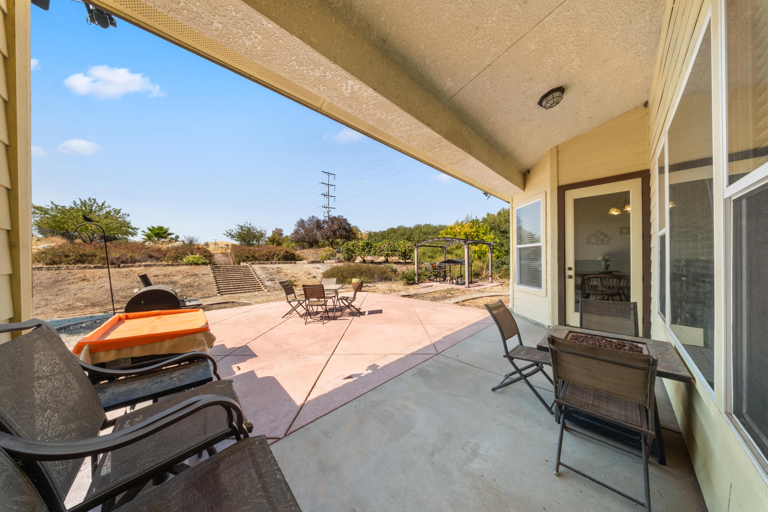 17583 Doran Dr, Springville, CA 93265