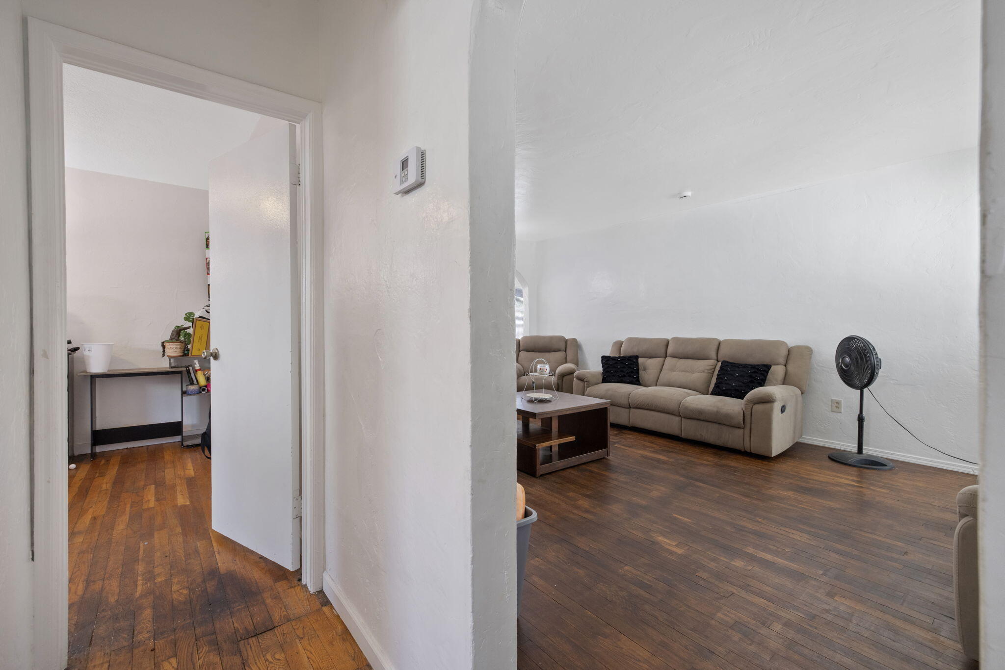 329 E Fedora Ave, Fresno, CA 93704