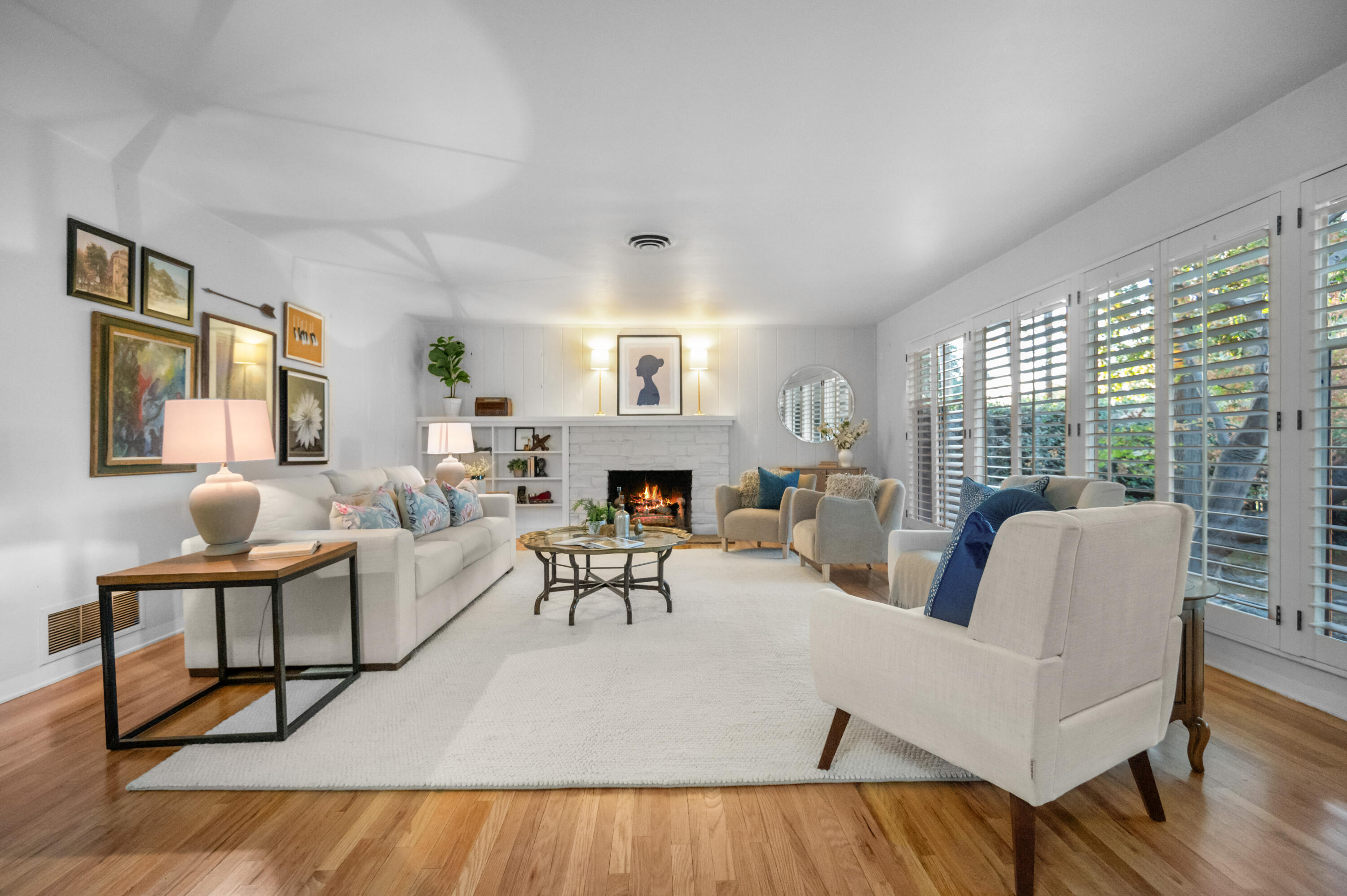 1716 W Meadow Ave, Visalia, CA 93277