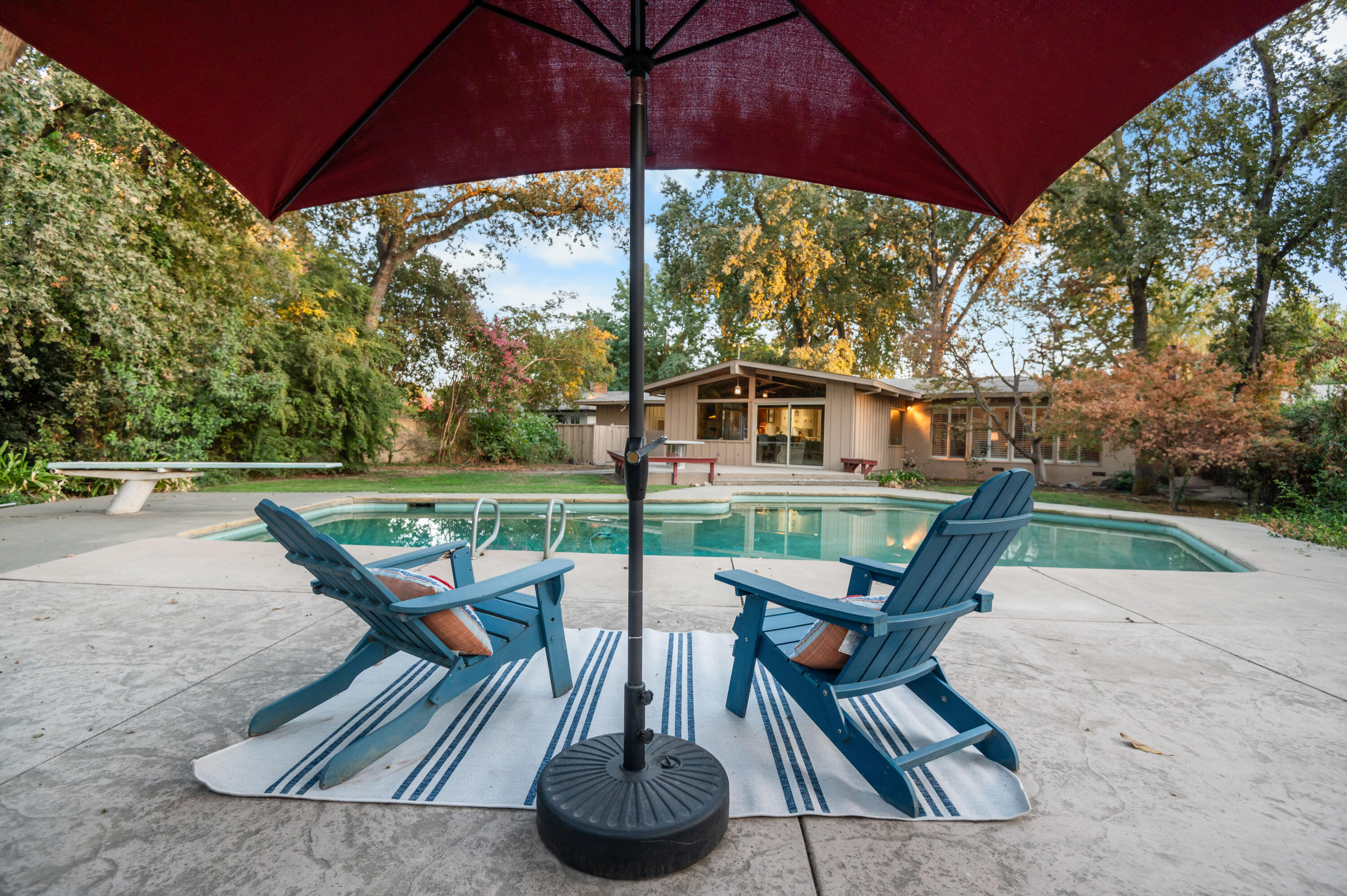 1716 W Meadow Ave, Visalia, CA 93277