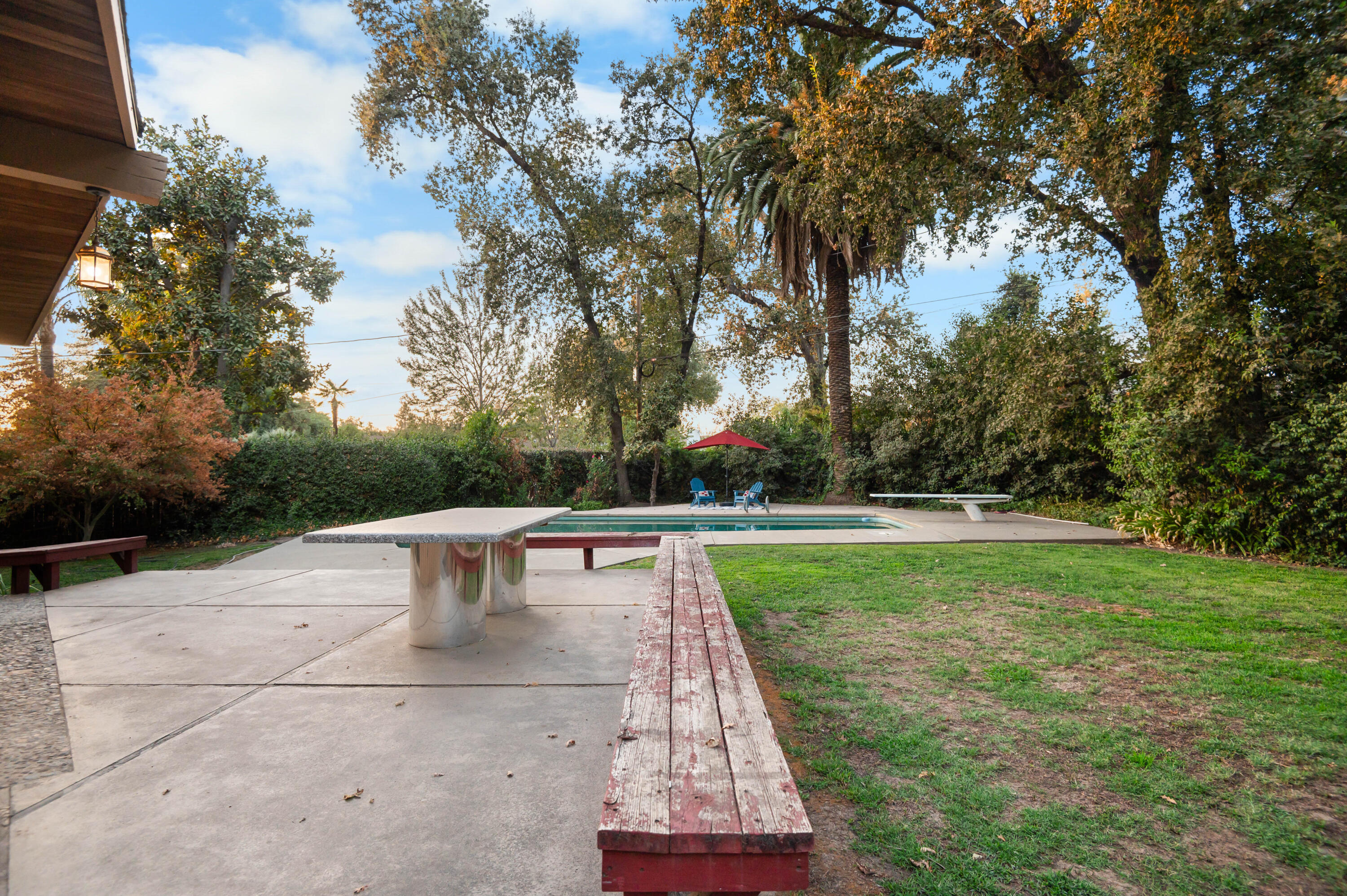 1716 W Meadow Ave, Visalia, CA 93277
