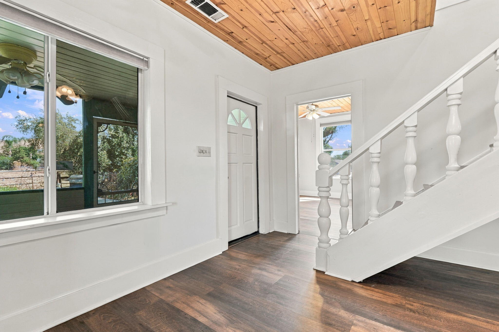 601 E Mulberry Ave, Porterville, CA 93257