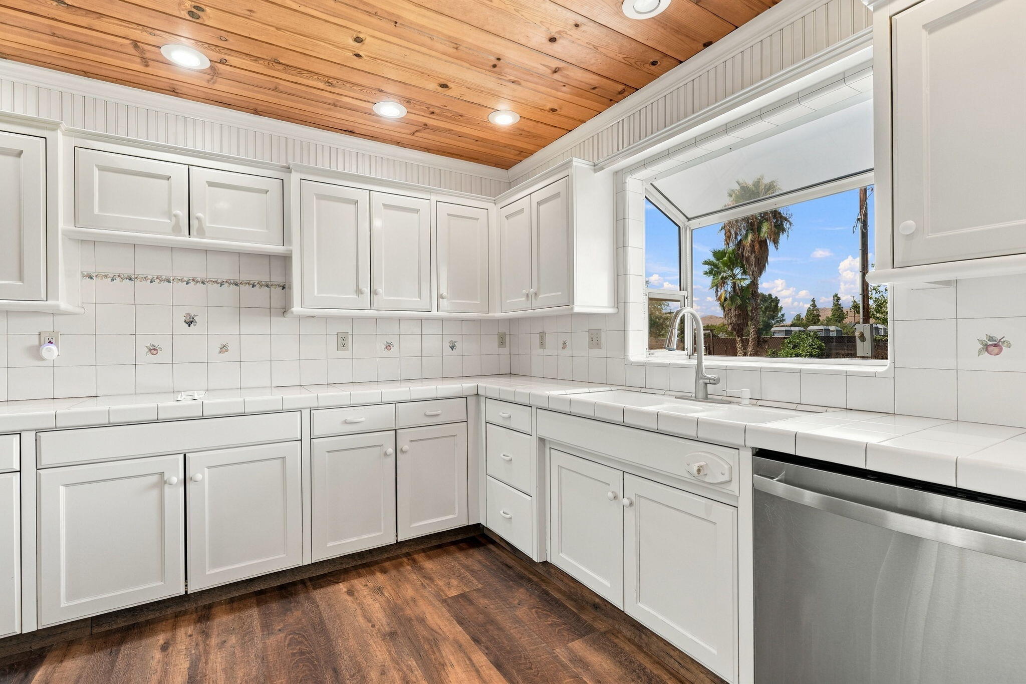 601 E Mulberry Ave, Porterville, CA 93257