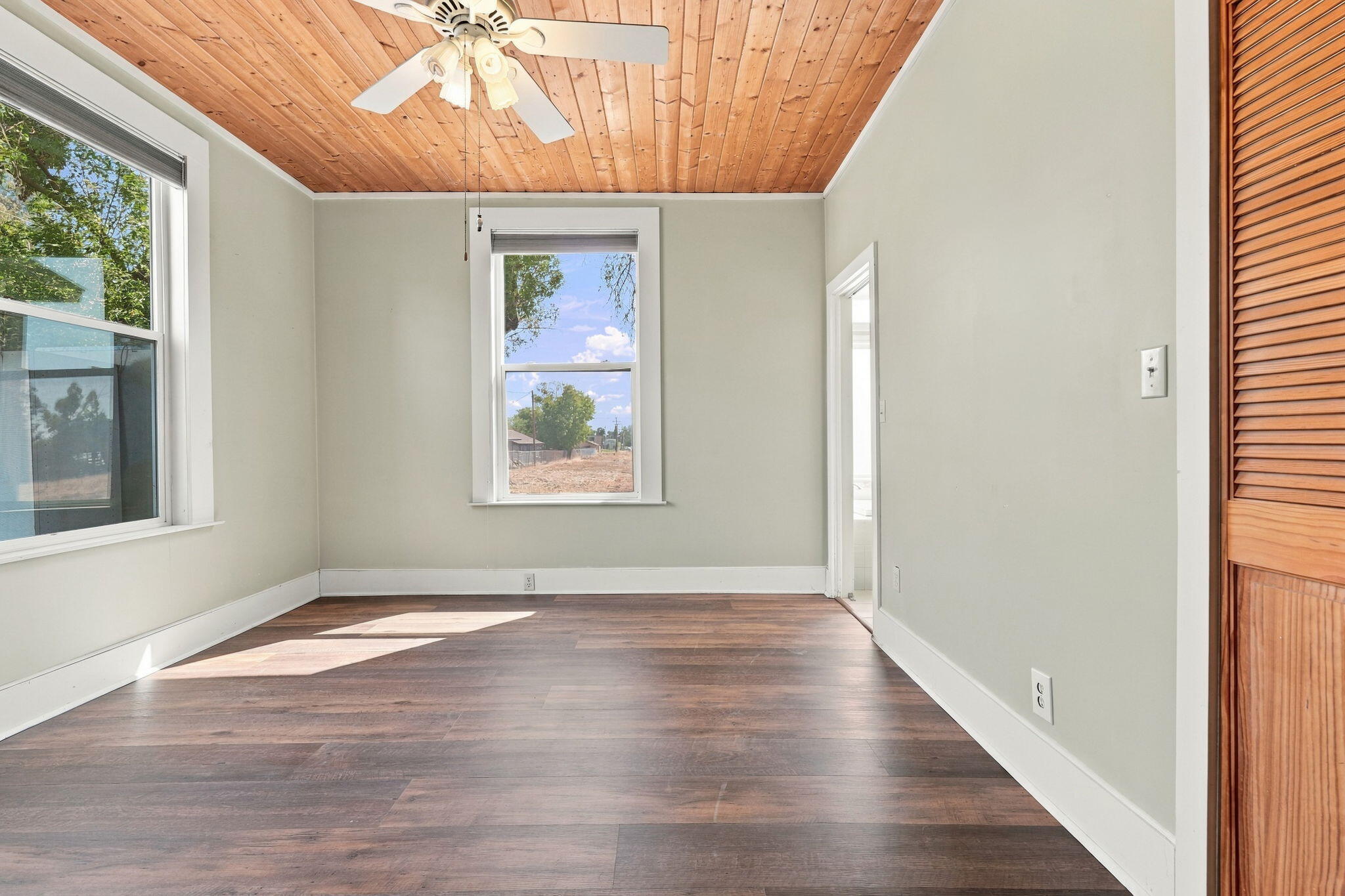 601 E Mulberry Ave, Porterville, CA 93257