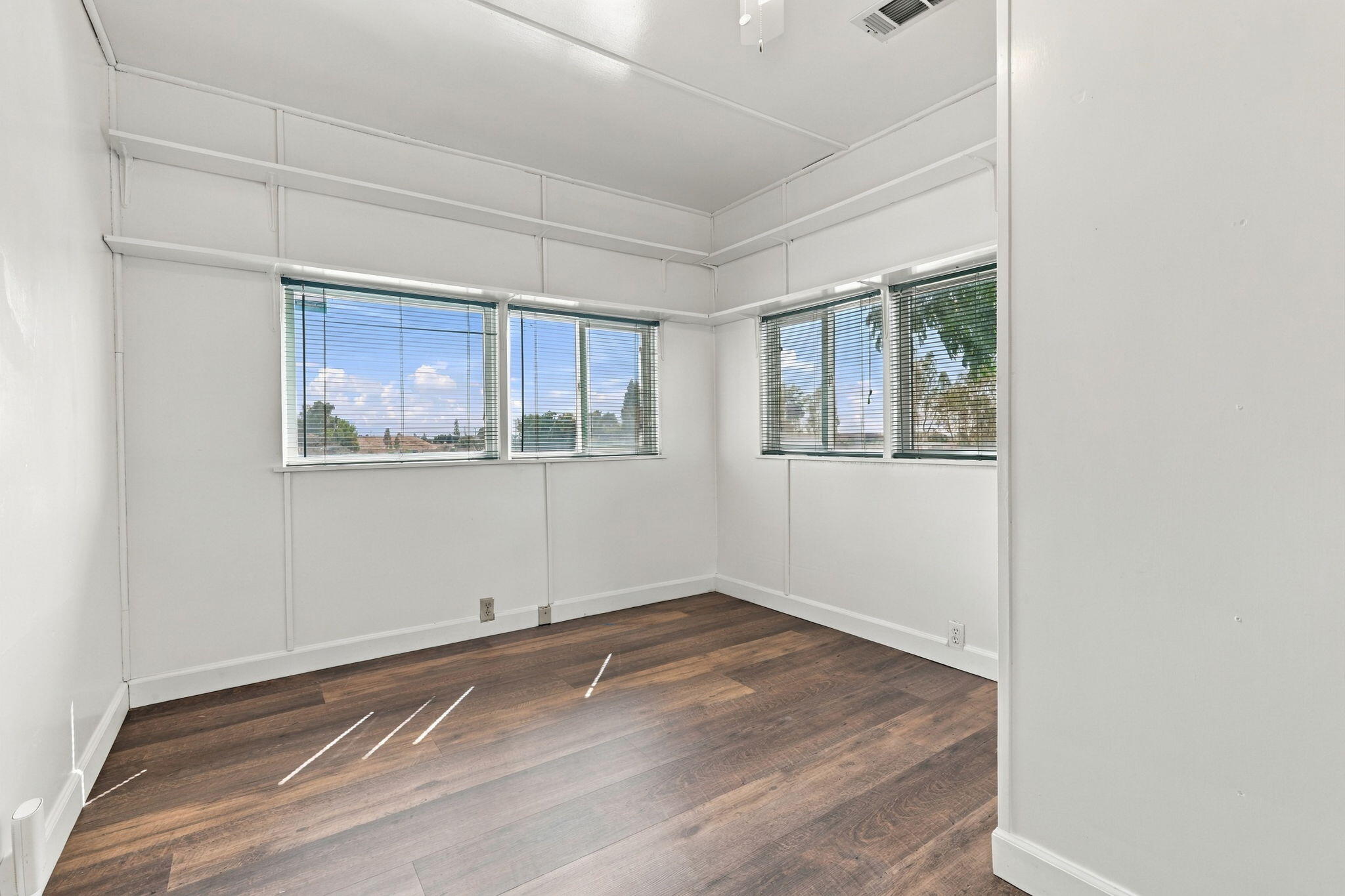 601 E Mulberry Ave, Porterville, CA 93257