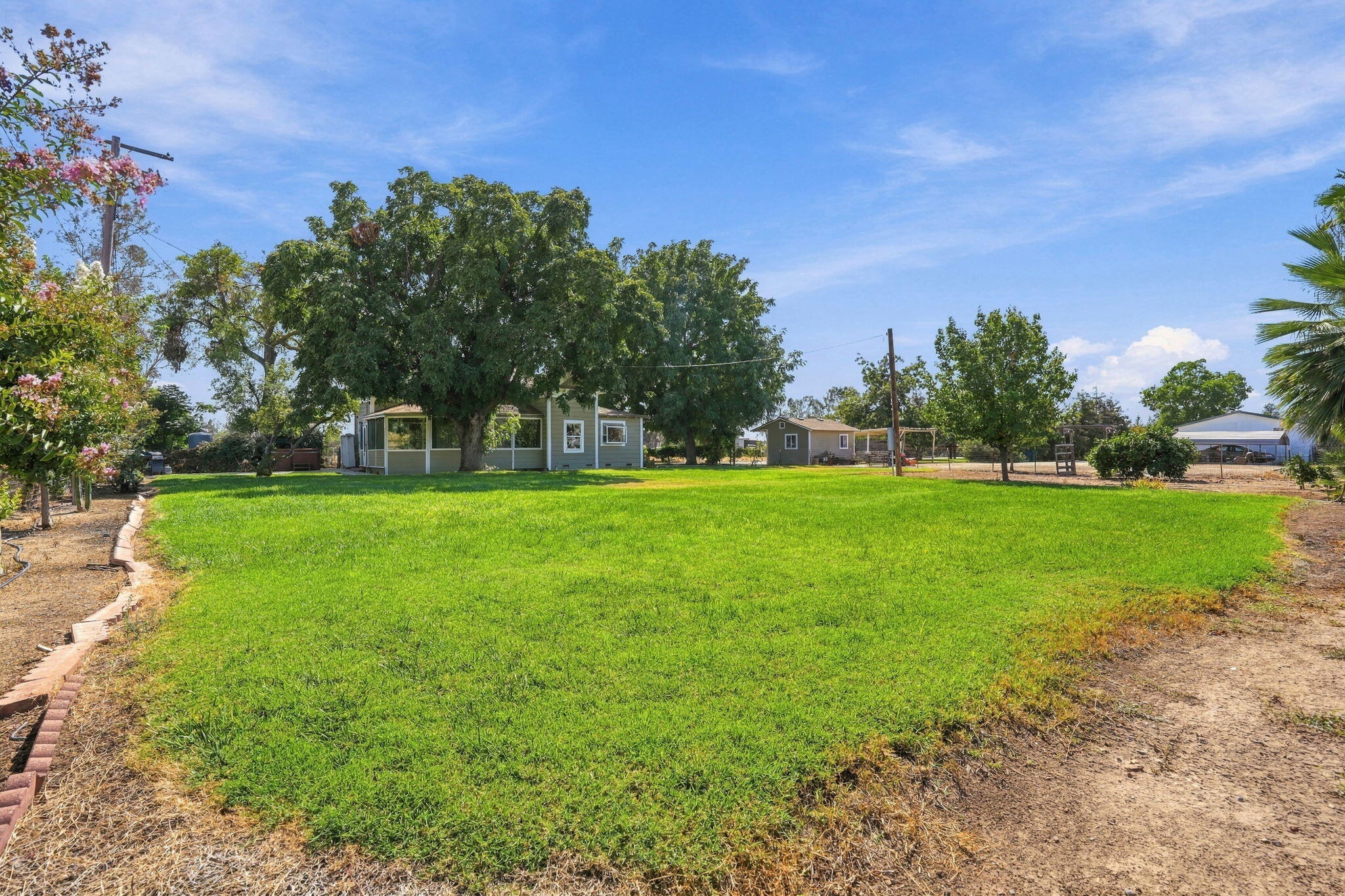 601 E Mulberry Ave, Porterville, CA 93257
