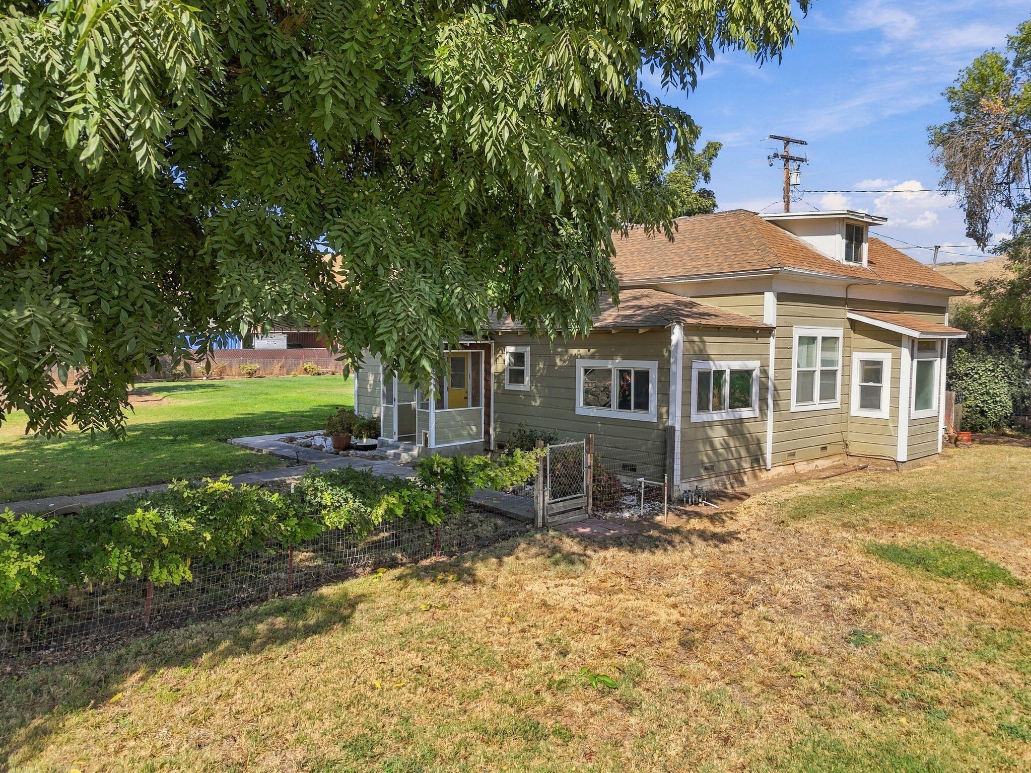 601 E Mulberry Ave, Porterville, CA 93257