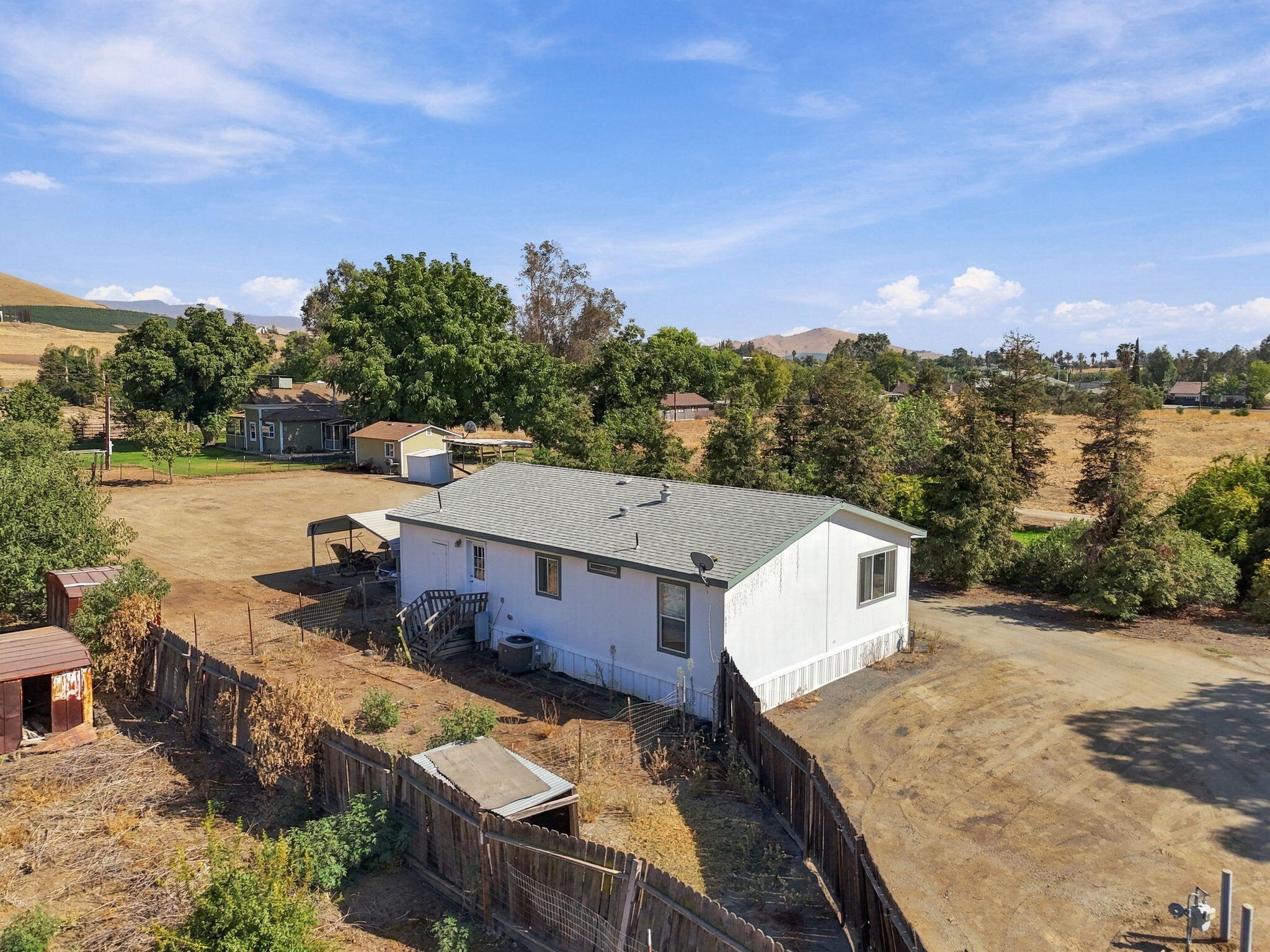 601 E Mulberry Ave, Porterville, CA 93257
