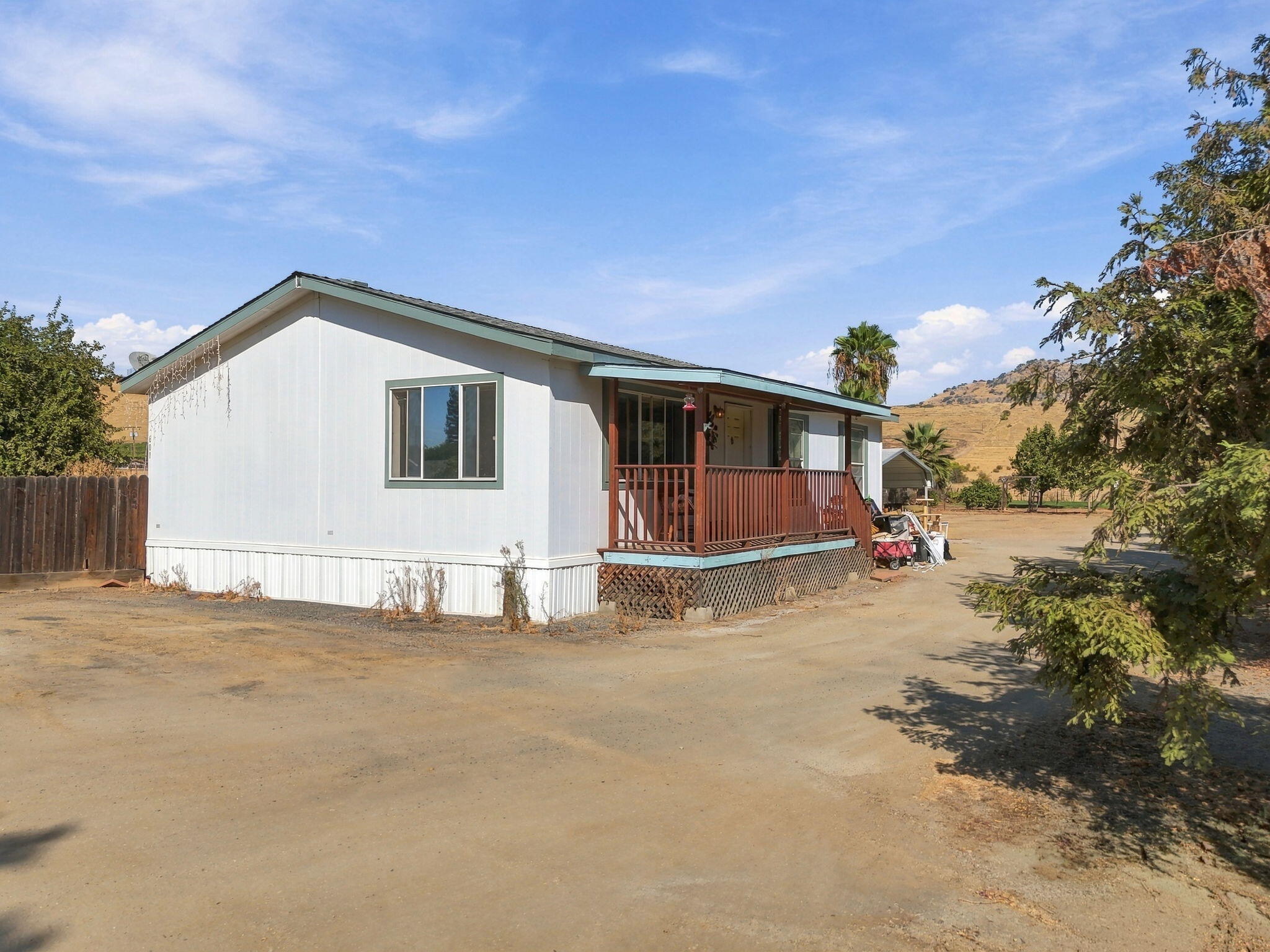 601 E Mulberry Ave, Porterville, CA 93257