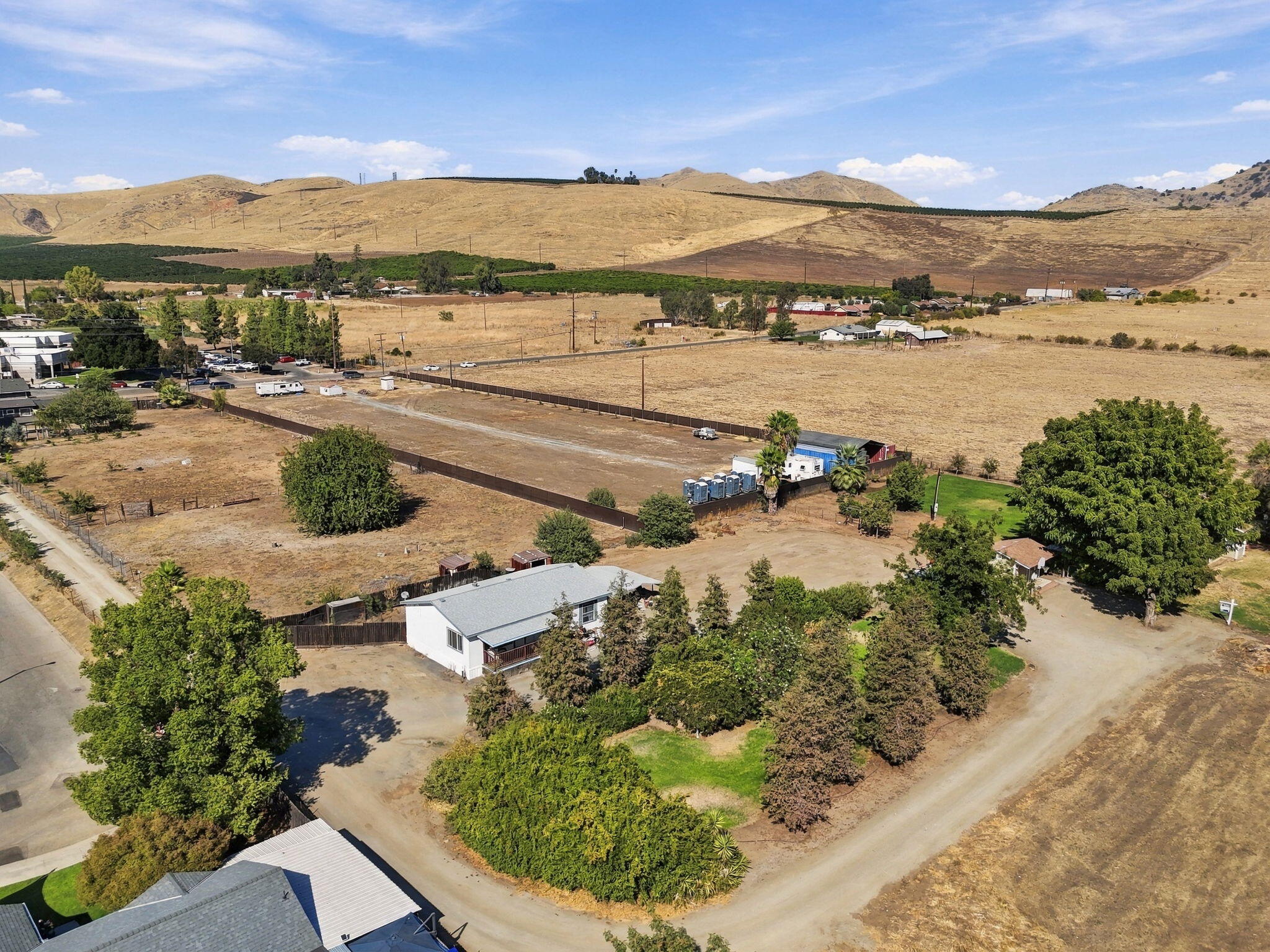 601 E Mulberry Ave, Porterville, CA 93257