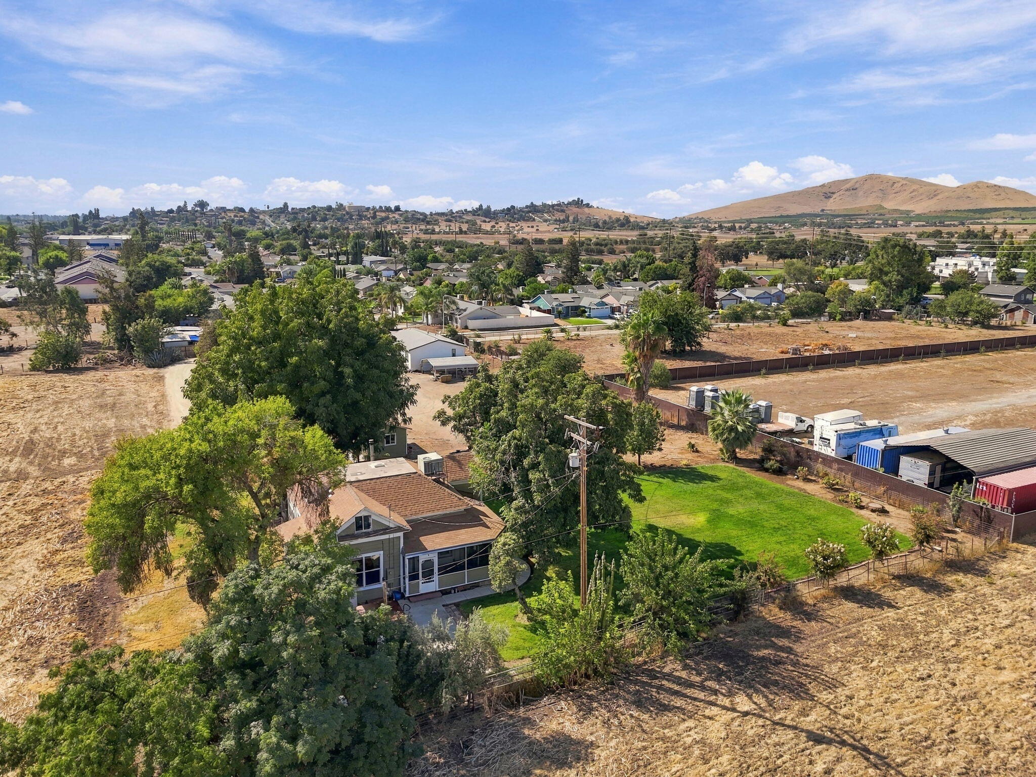 601 E Mulberry Ave, Porterville, CA 93257