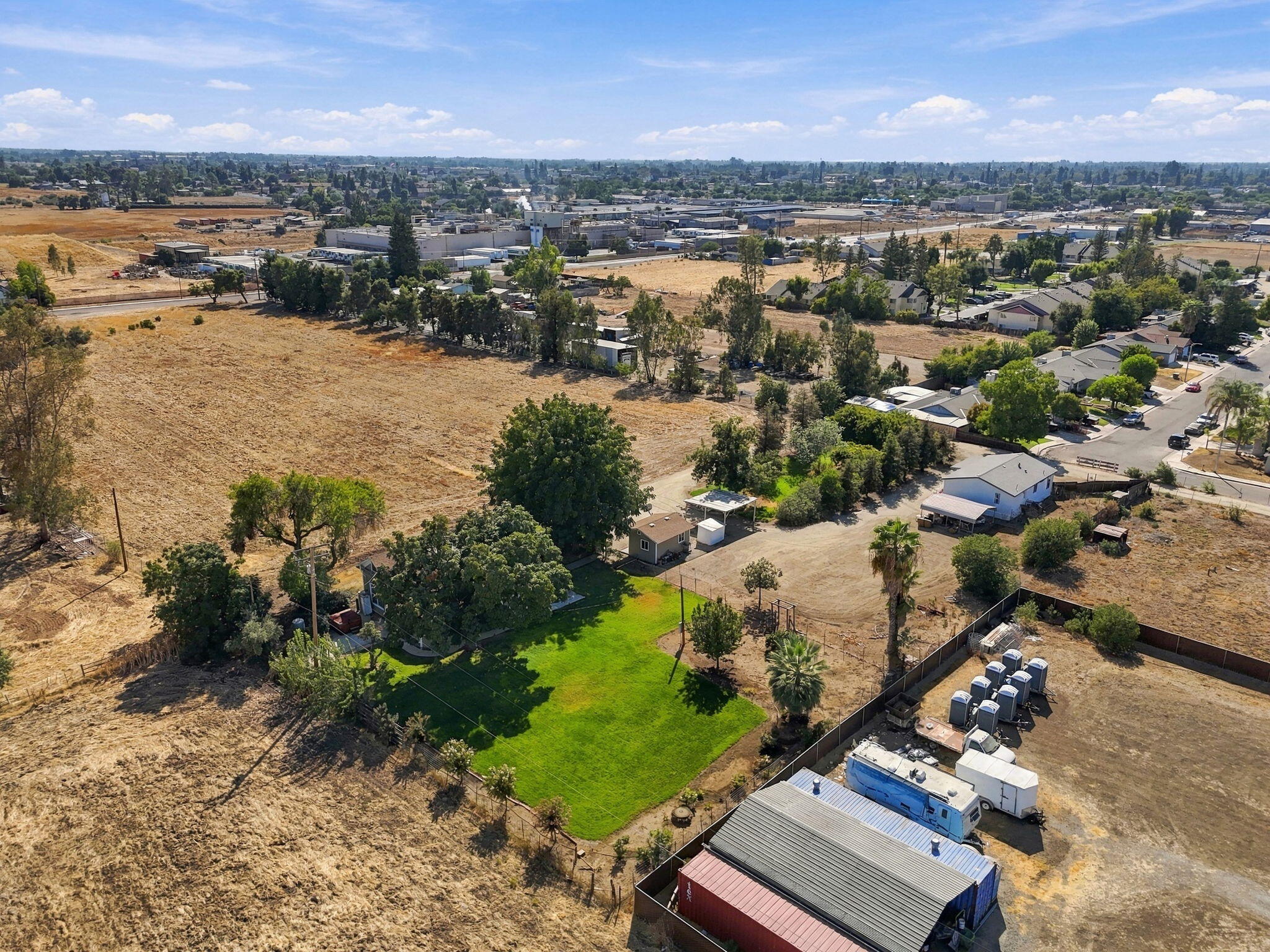 601 E Mulberry Ave, Porterville, CA 93257