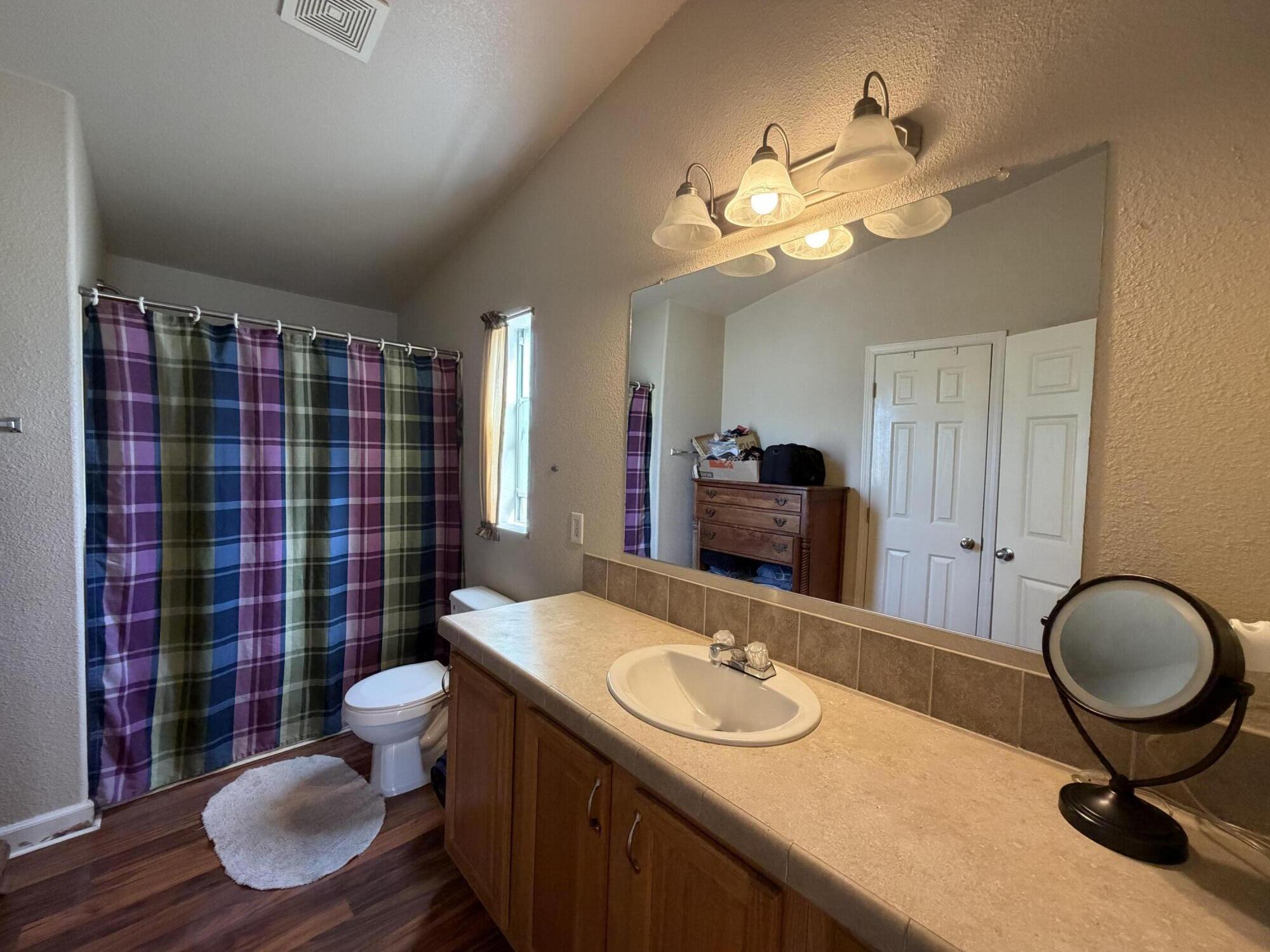 607 E Mulberry Ave, Porterville, CA 93257