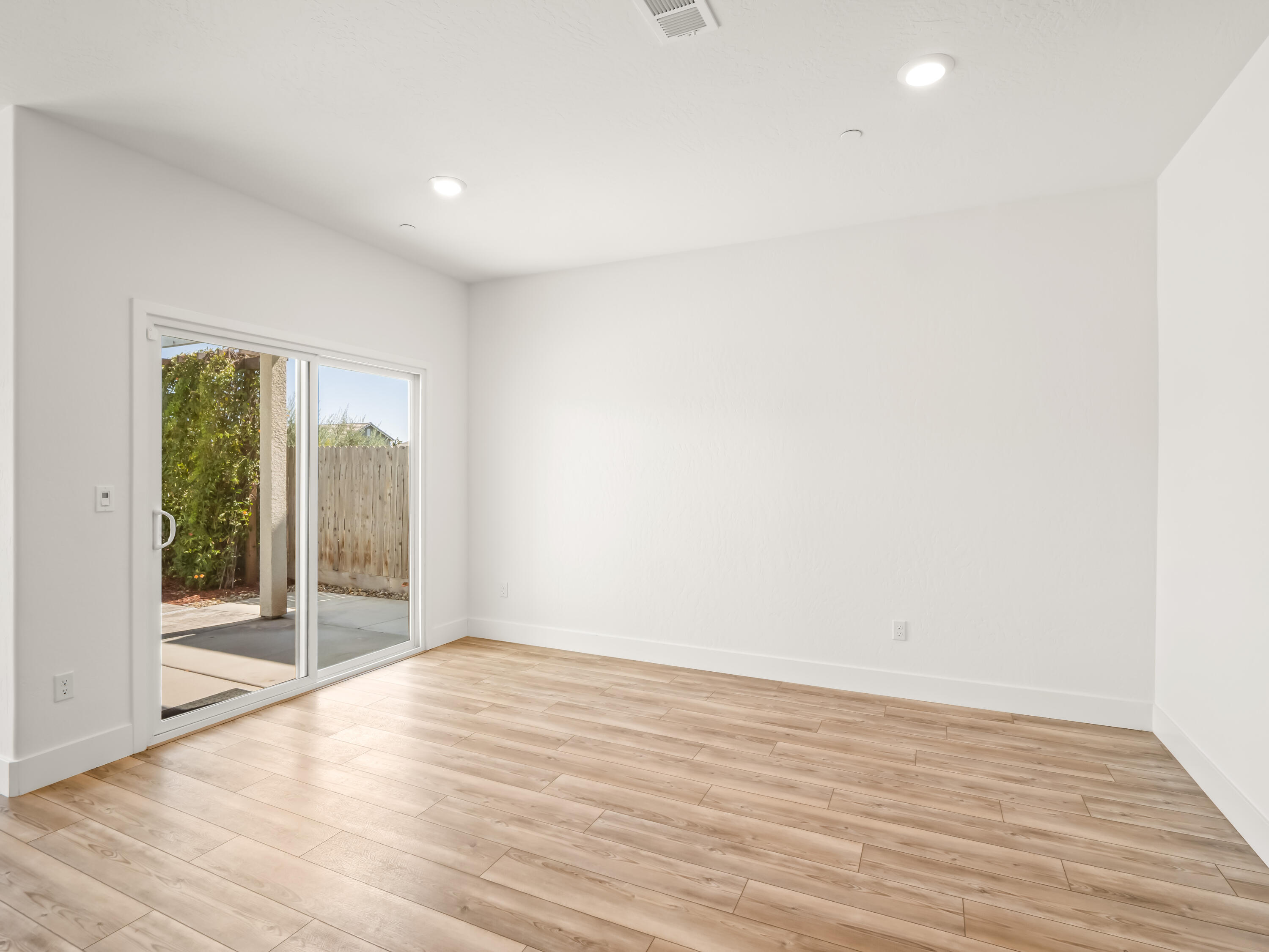 143 Timberline Way, Madera, CA 93636