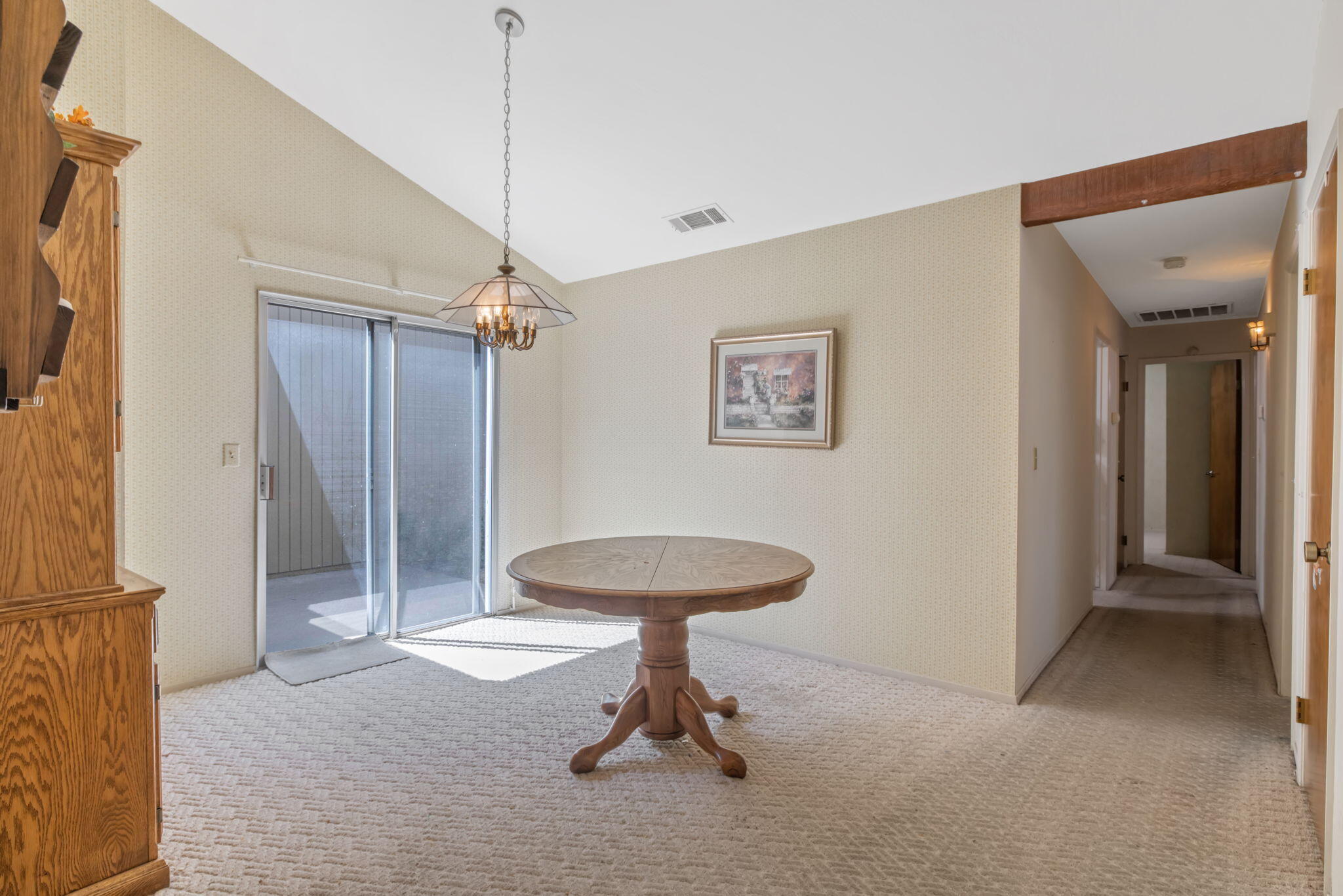 2356 E Tulare Ave, Visalia, CA 93292