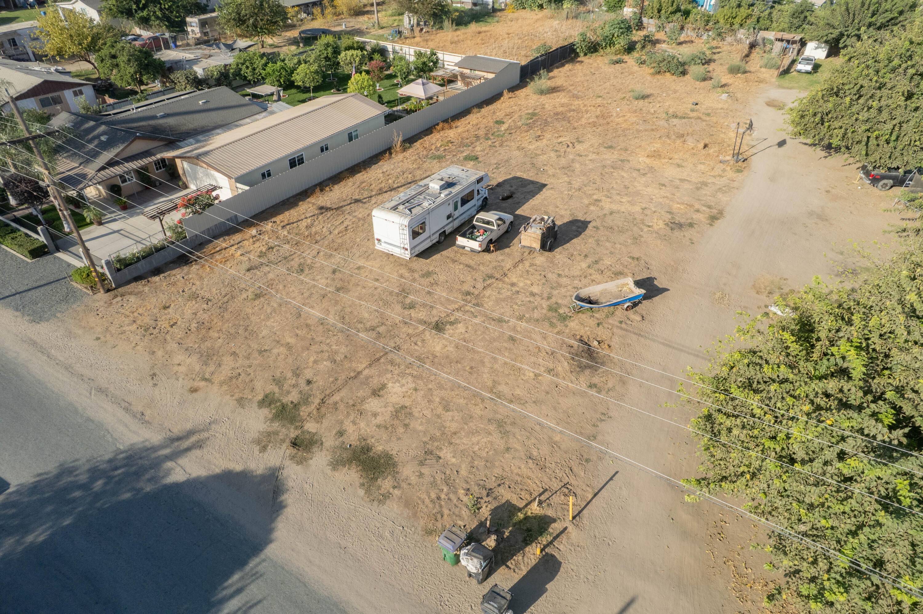 14571 Kilroy Rd, Porterville, CA 93257