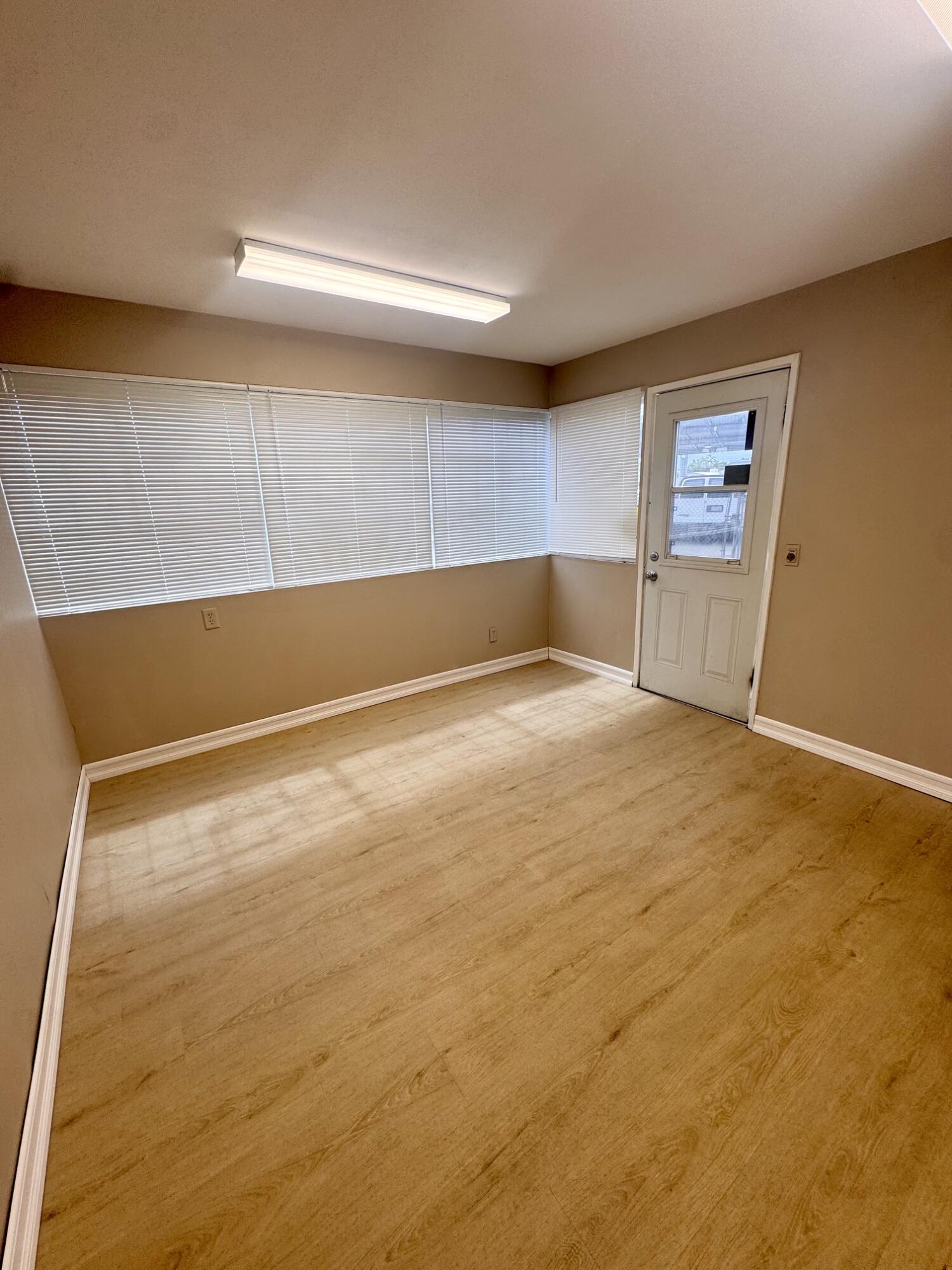520 Kern St, Bakersfield, CA 93305