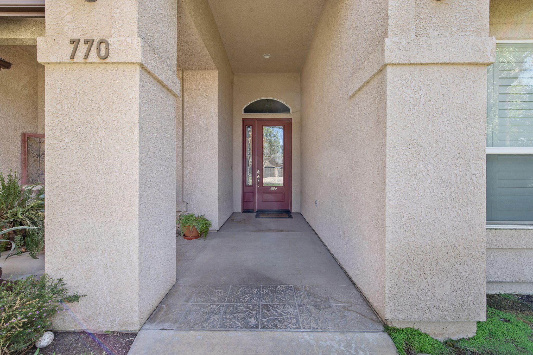 770 Sheffield Ave, Exeter, CA 93221