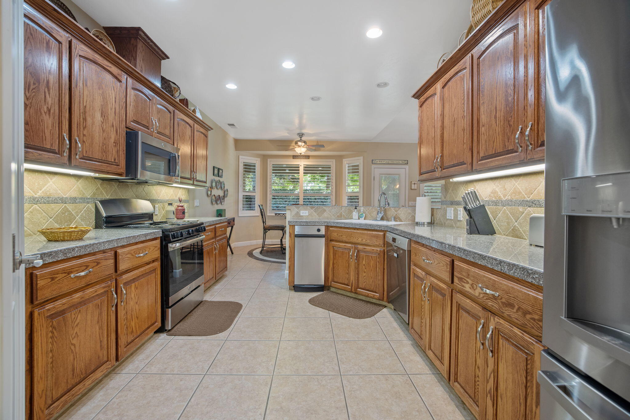 770 Sheffield Ave, Exeter, CA 93221