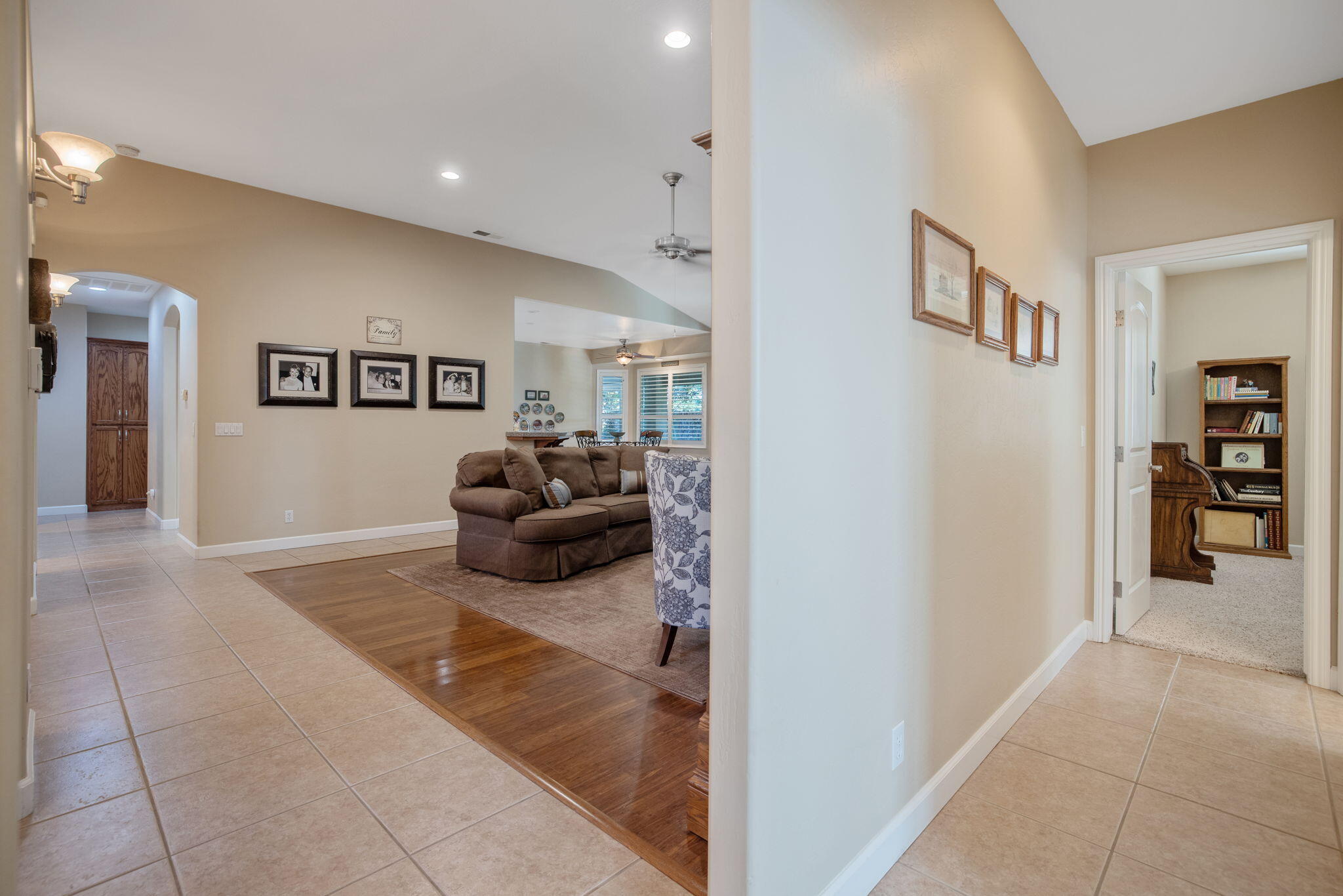770 Sheffield Ave, Exeter, CA 93221