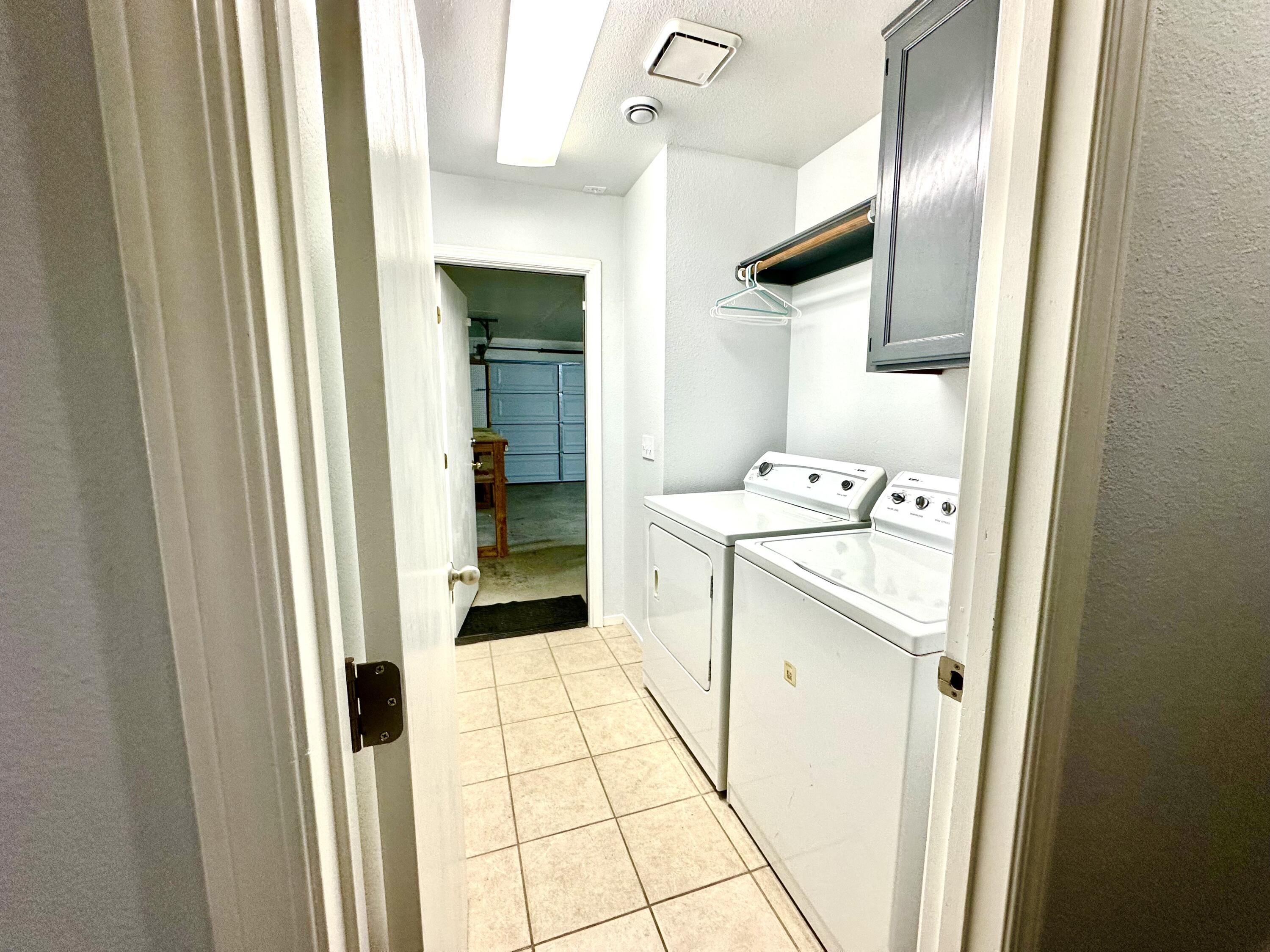 785 Heath Ct, Lemoore, CA 93245