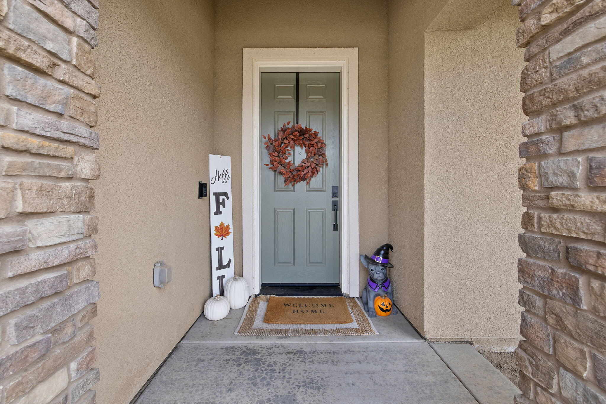 1981 Chancellor Ave, Tulare, CA 93274