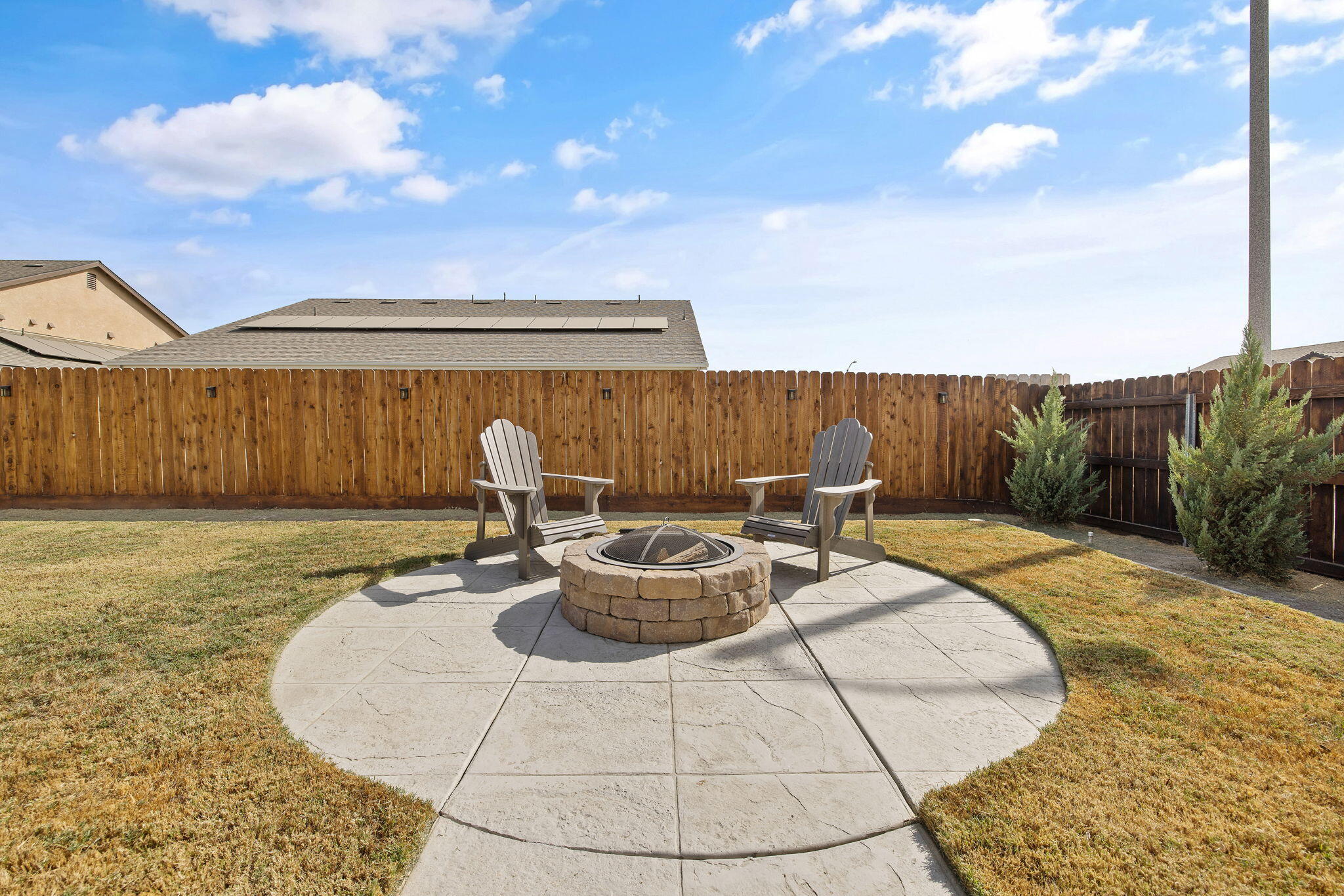 1981 Chancellor Ave, Tulare, CA 93274