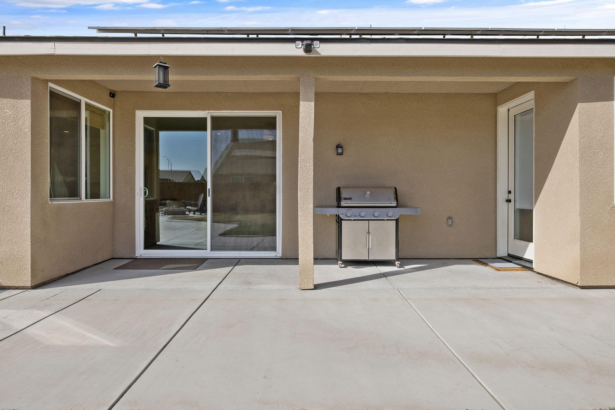 1981 Chancellor Ave, Tulare, CA 93274