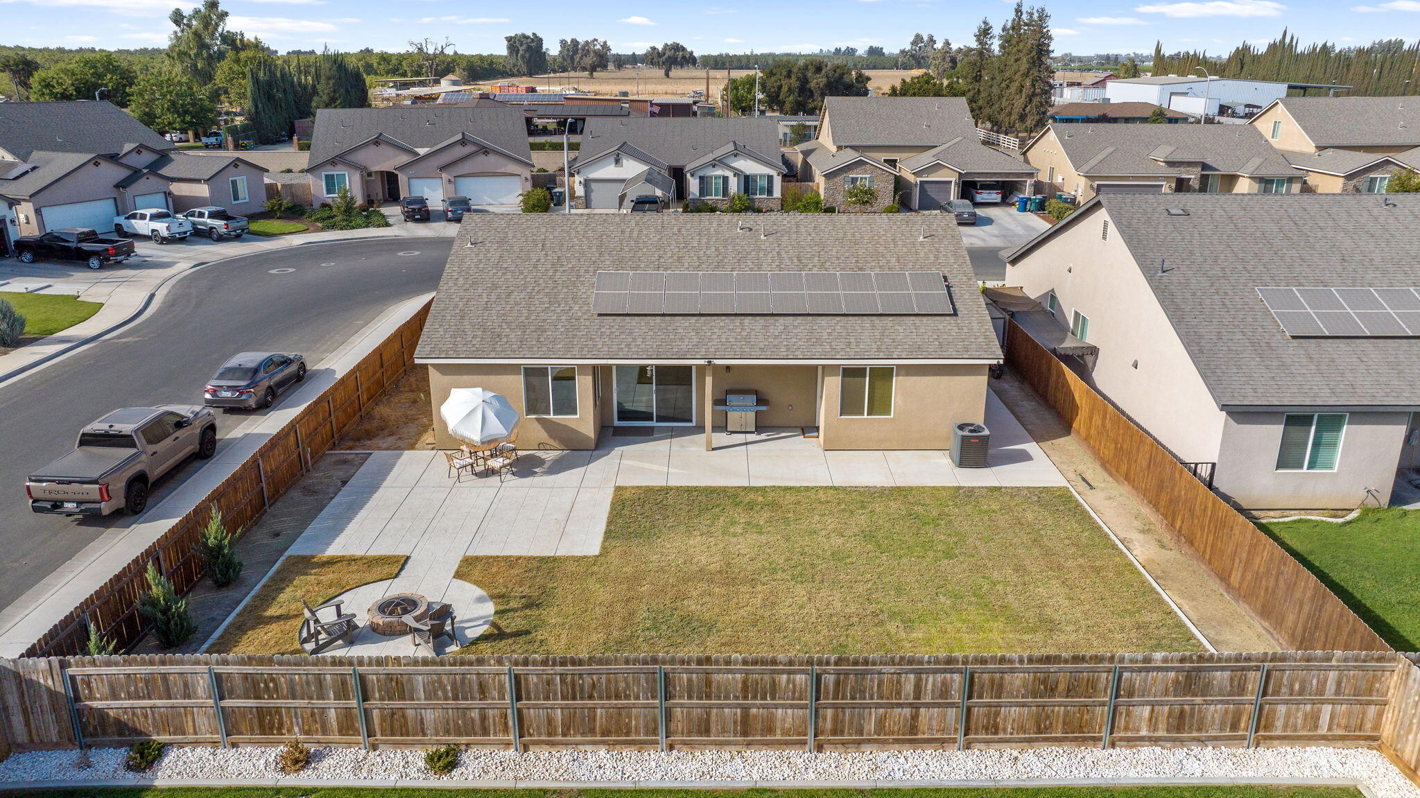 1981 Chancellor Ave, Tulare, CA 93274