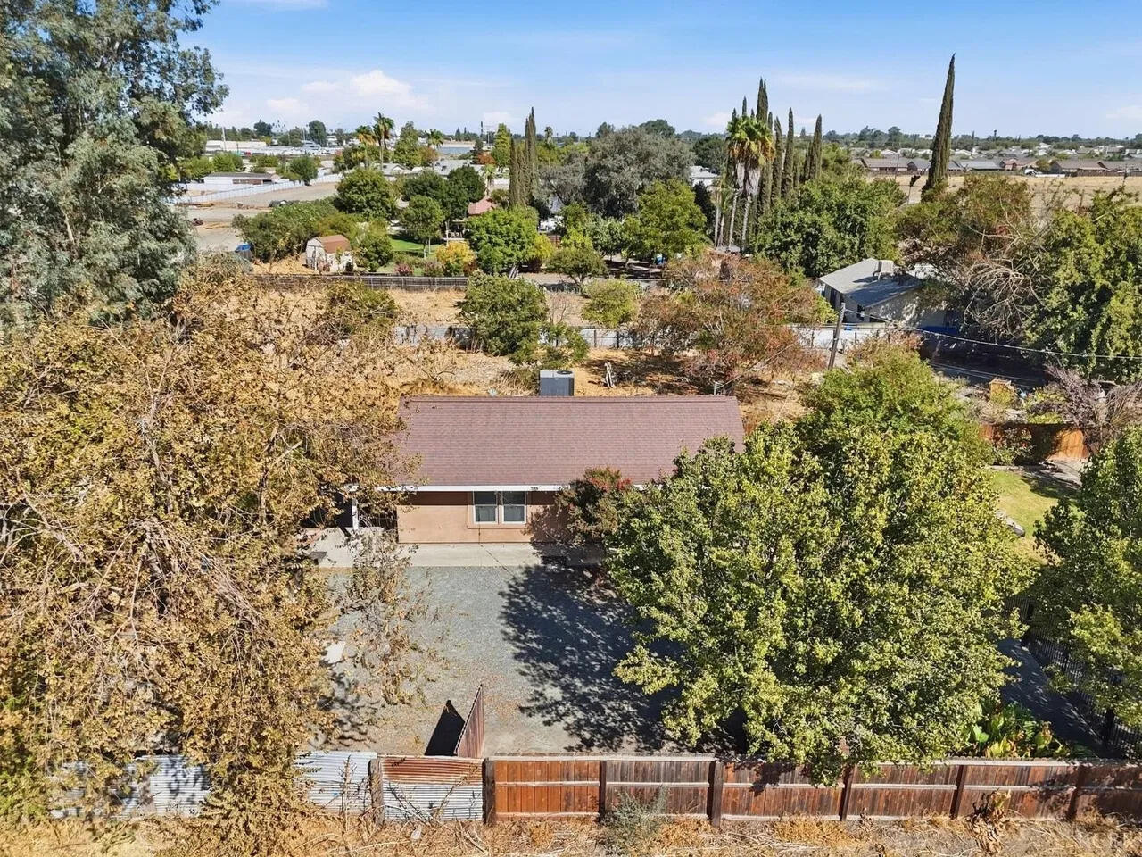 2440 Sherman Ave ##1/2, Corcoran, CA 93212