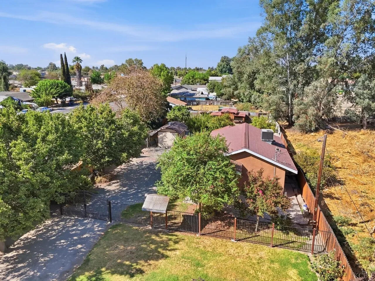 2440 Sherman Ave ##1/2, Corcoran, CA 93212