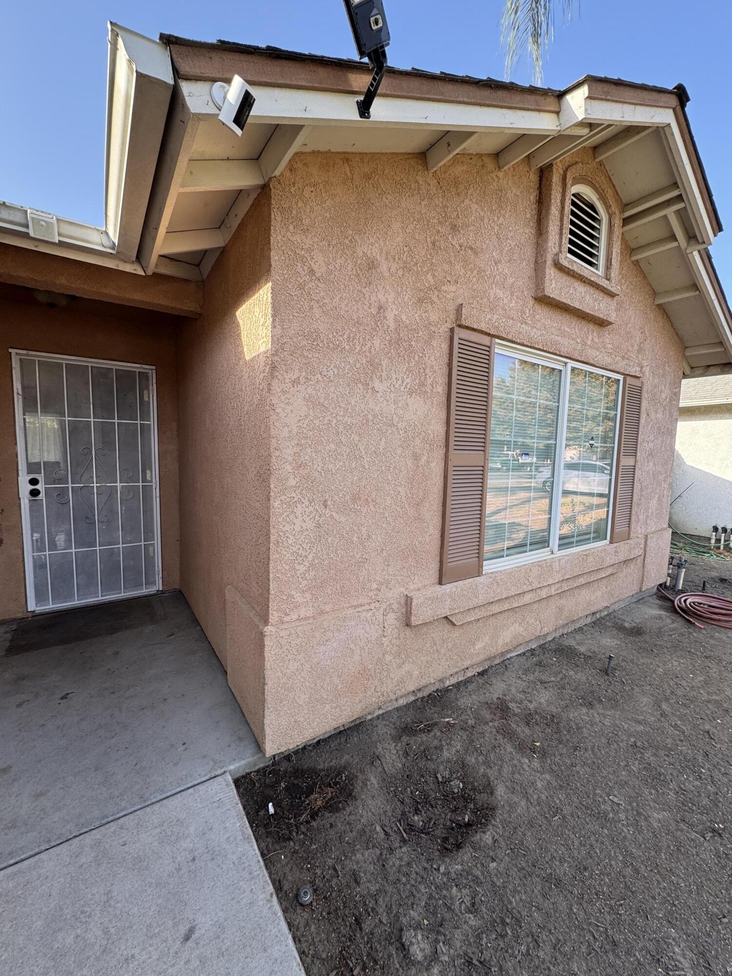 1623 Hudson Ave, Tulare, CA 93274