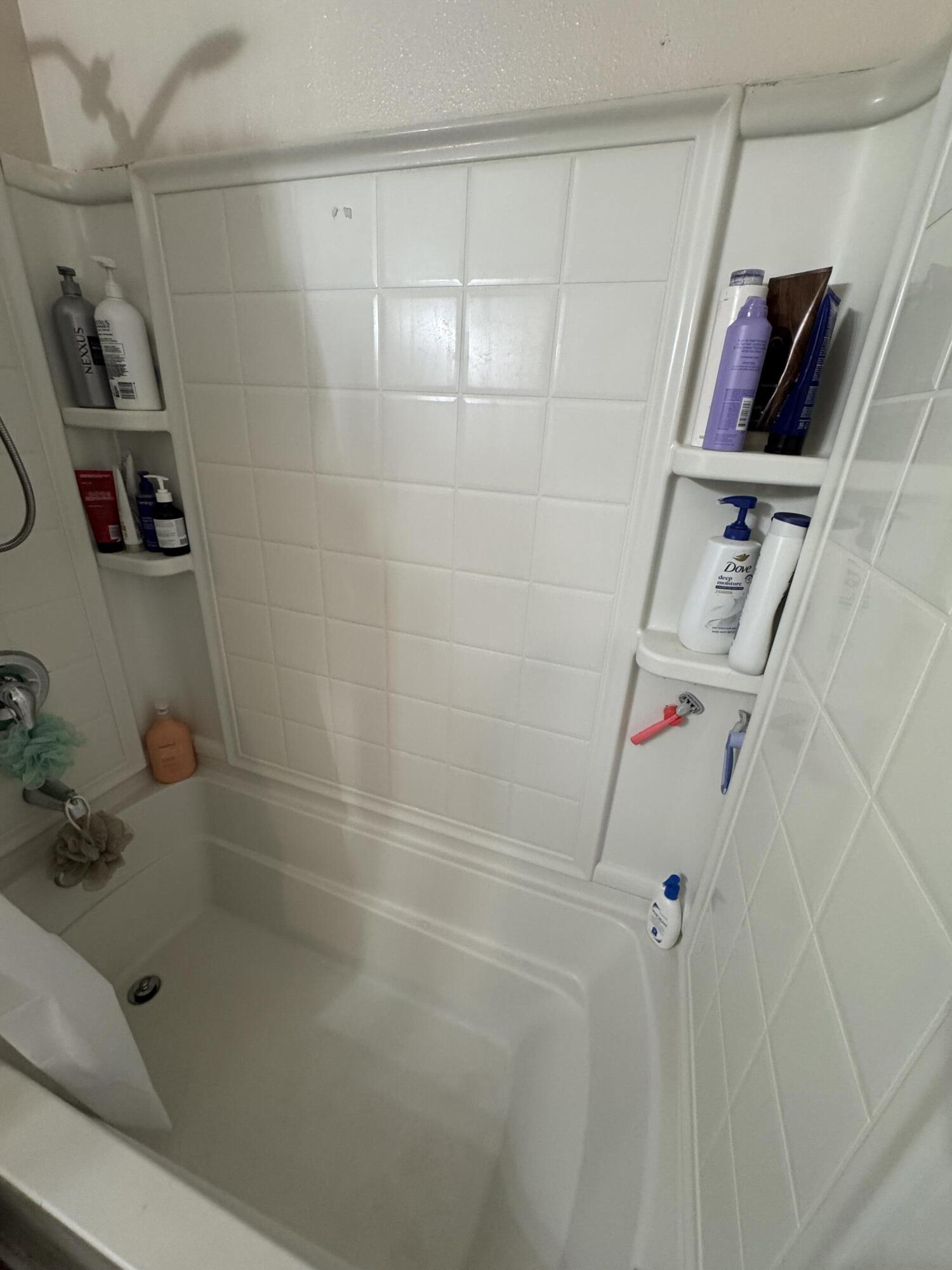 1623 Hudson Ave, Tulare, CA 93274